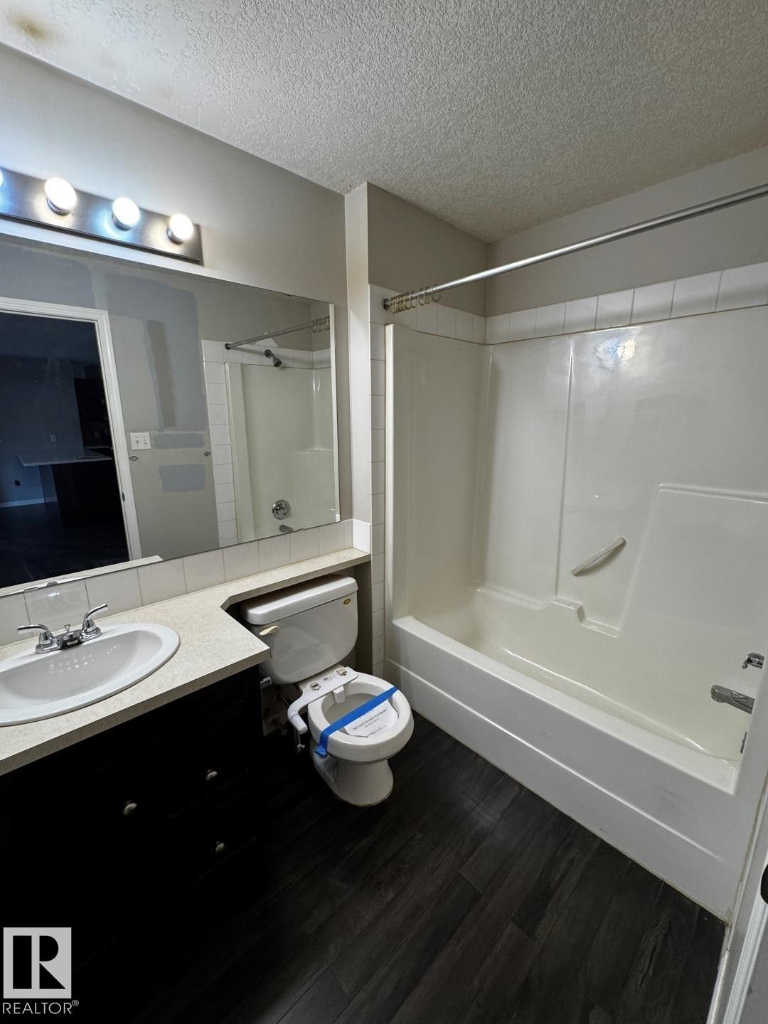 2211 9357 Simpson Drive, Edmonton, AB