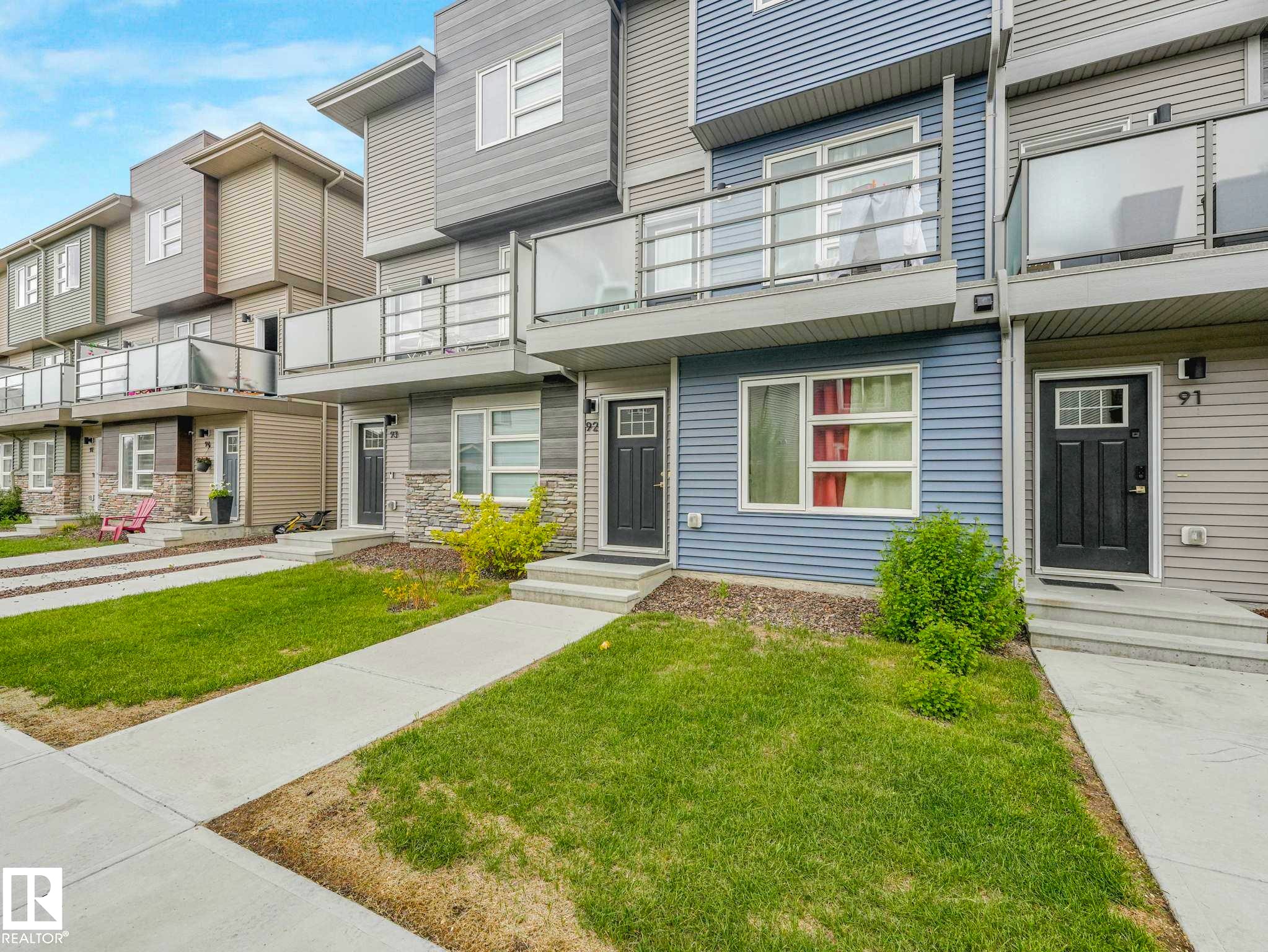 #92 17635 58 St Nw, Edmonton, AB - Outdoor With Balcony With Facade
