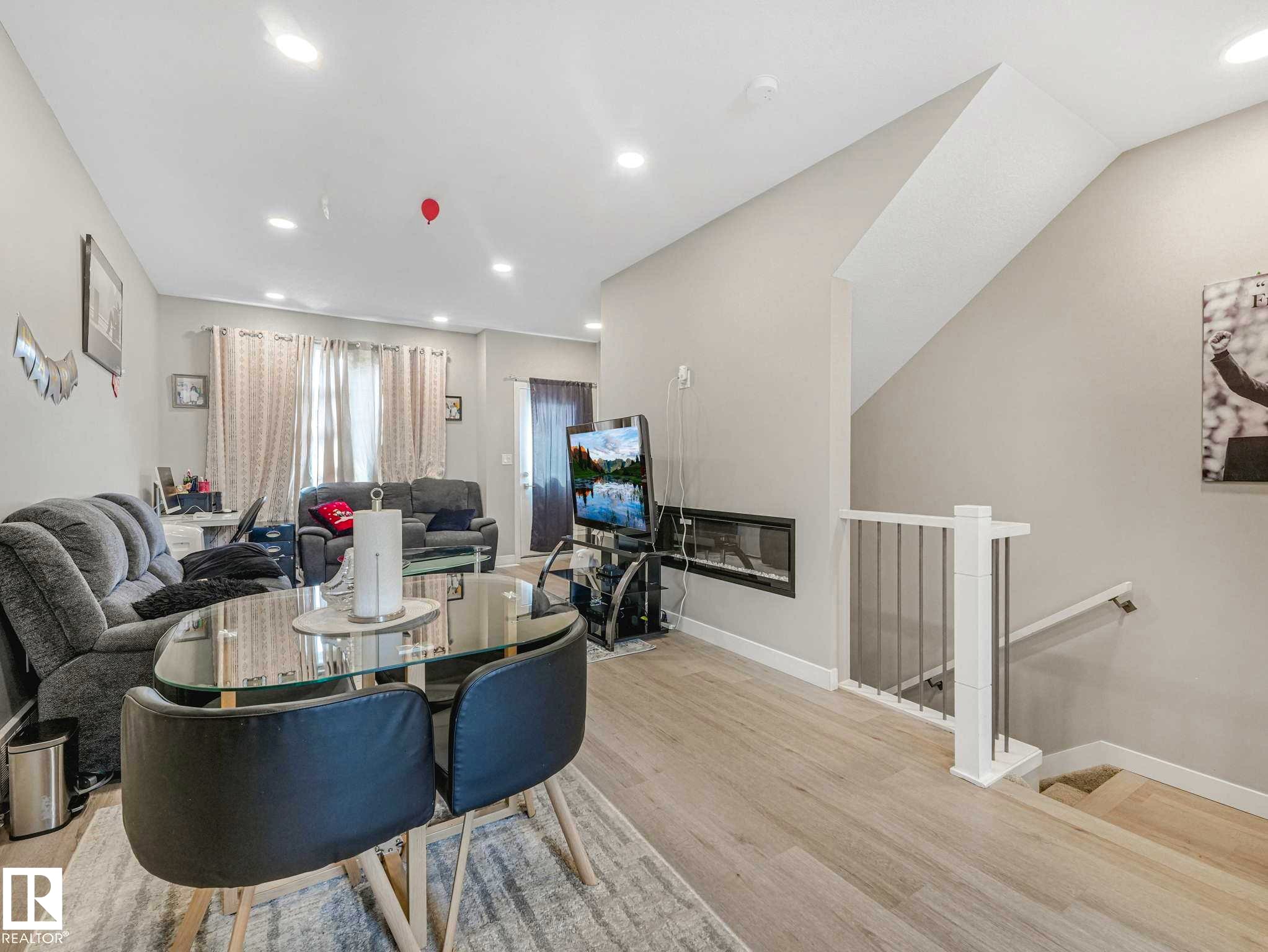 #92 17635 58 St Nw, Edmonton, AB - Indoor With Fireplace