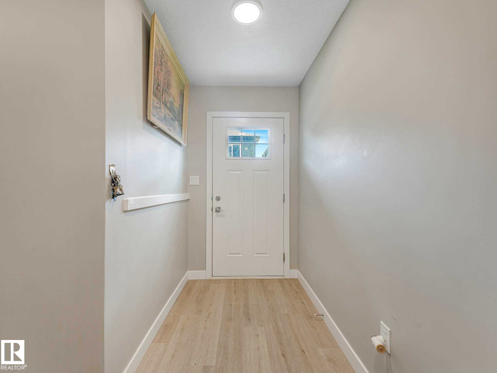 #92 17635 58 St Nw, Edmonton, AB - Indoor Photo Showing Other Room