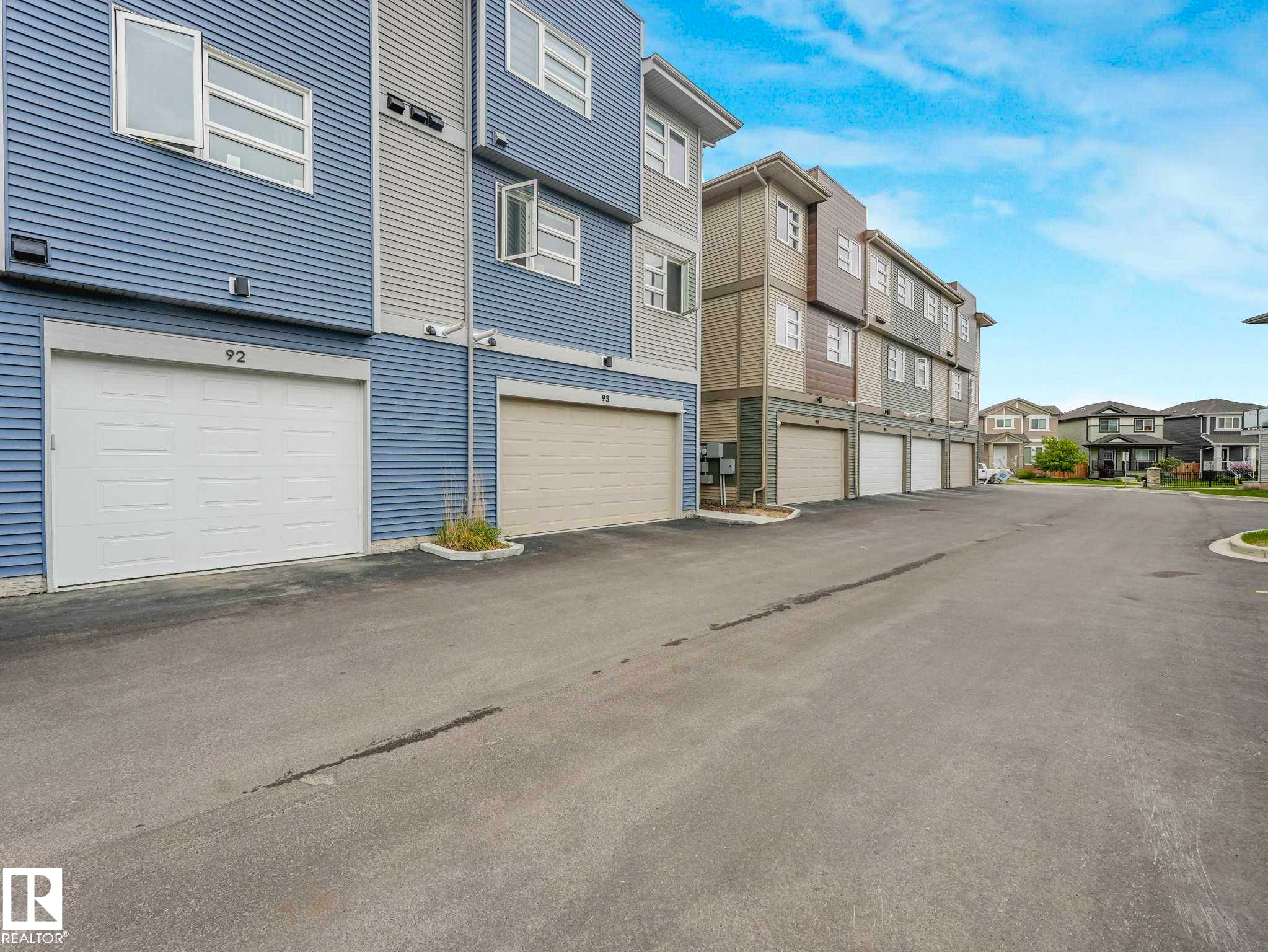 #92 17635 58 St Nw, Edmonton, AB - Outdoor