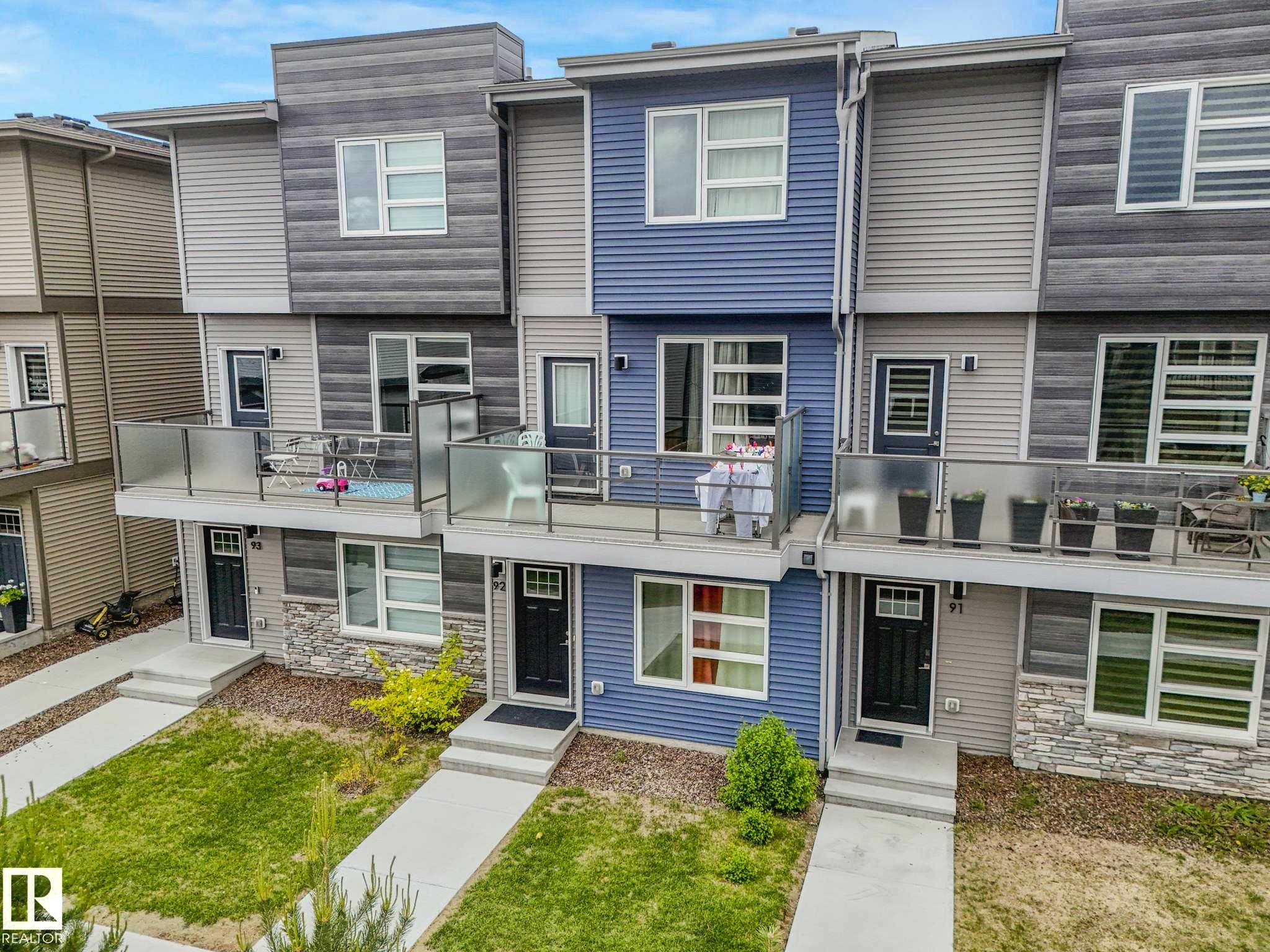 #92 17635 58 St Nw, Edmonton, AB - Outdoor With Facade