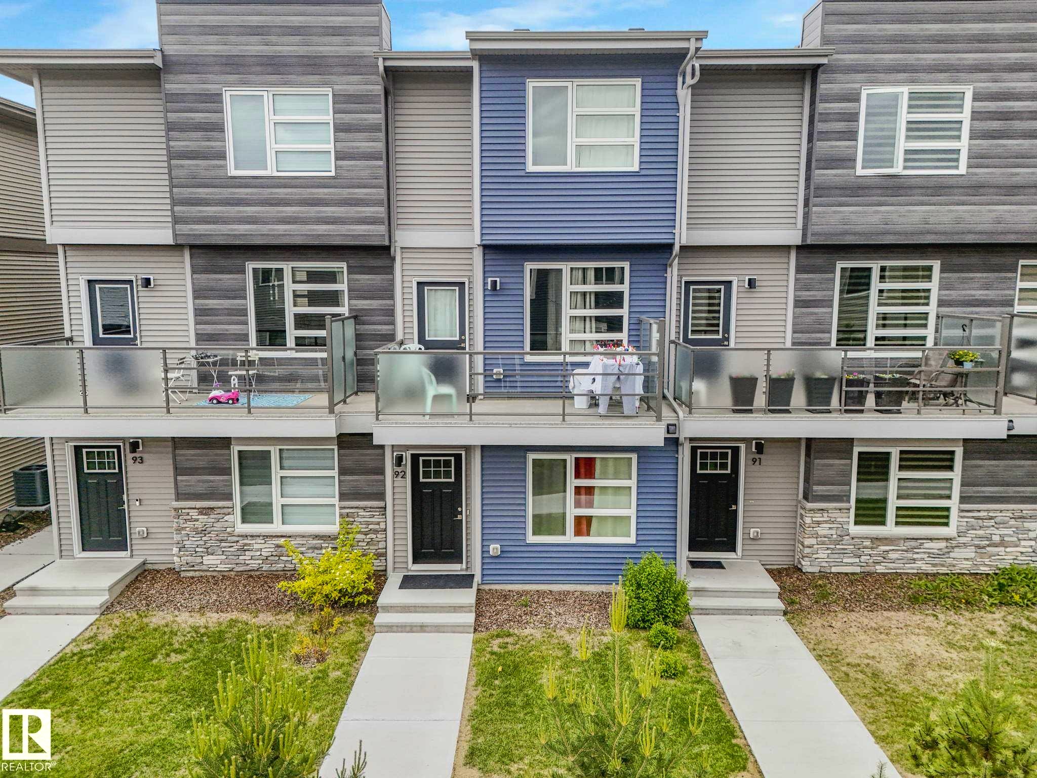 #92 17635 58 St Nw, Edmonton, AB - Outdoor With Facade
