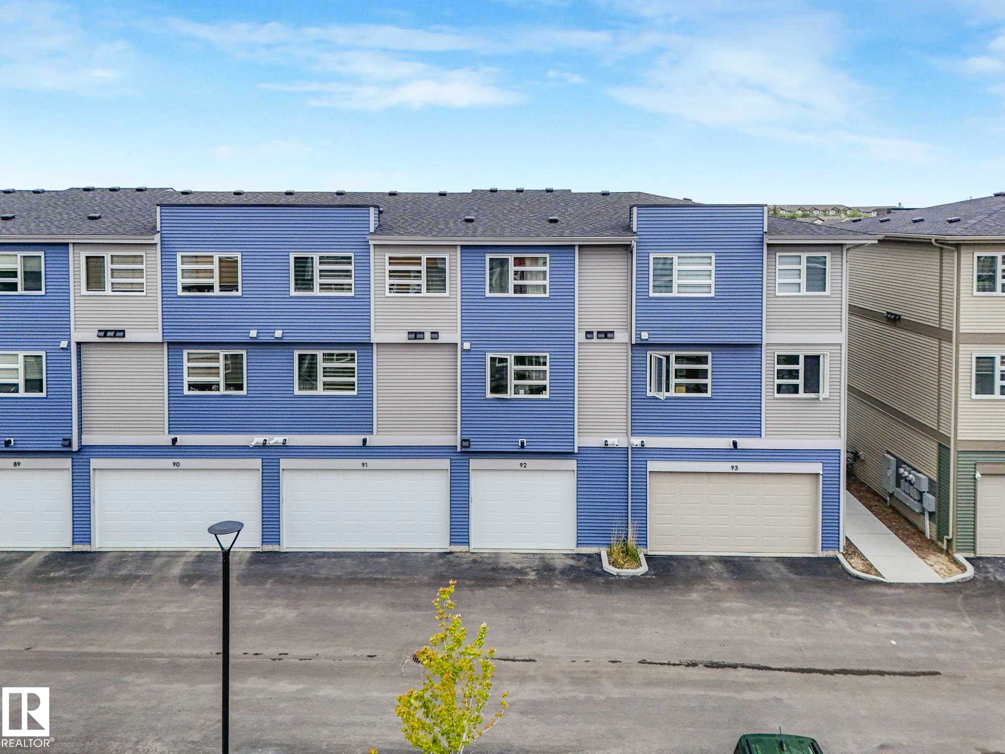#92 17635 58 St Nw, Edmonton, AB - Outdoor With Facade