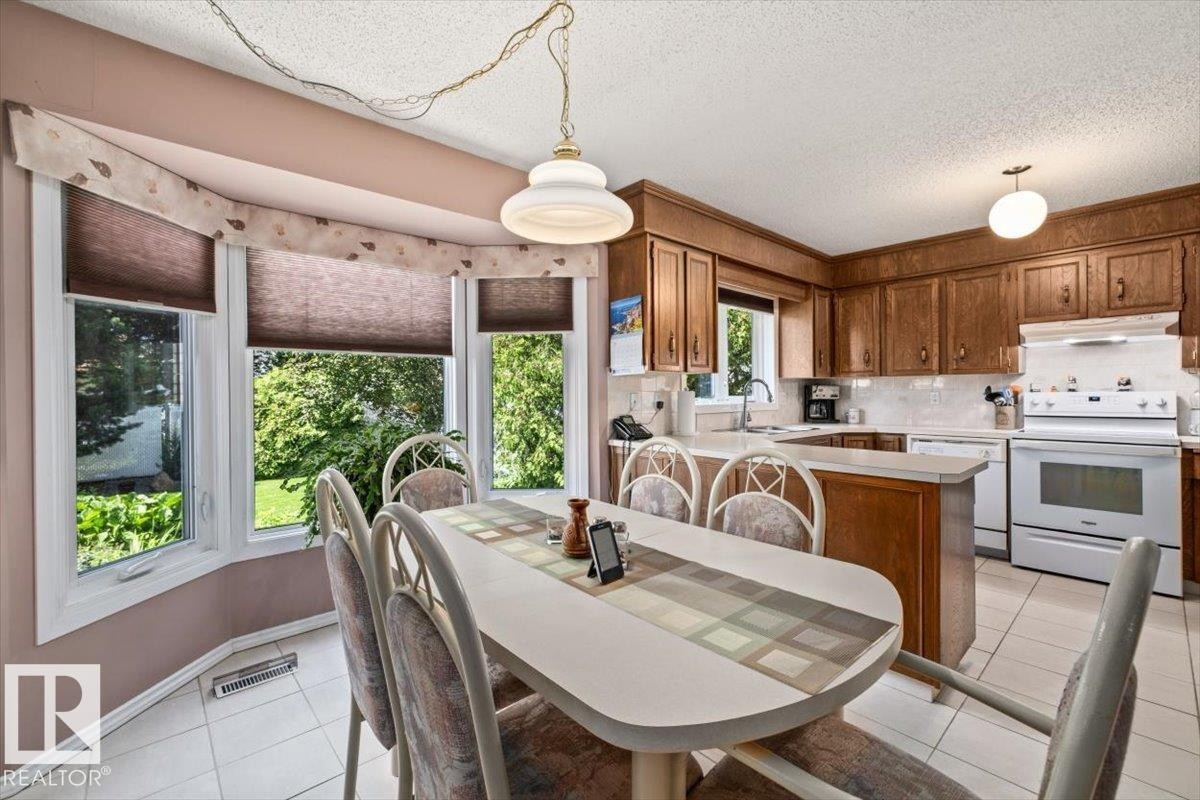 15908 112 Street, Edmonton, AB