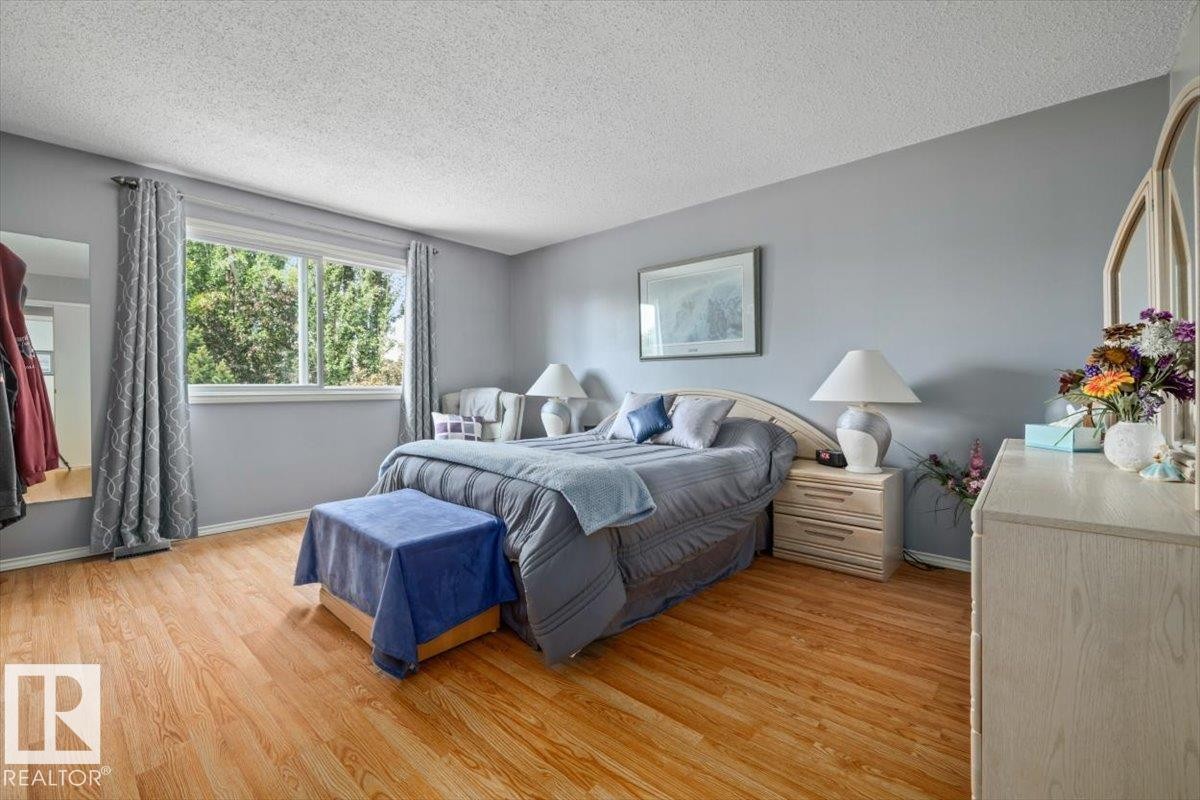 15908 112 Street, Edmonton, AB