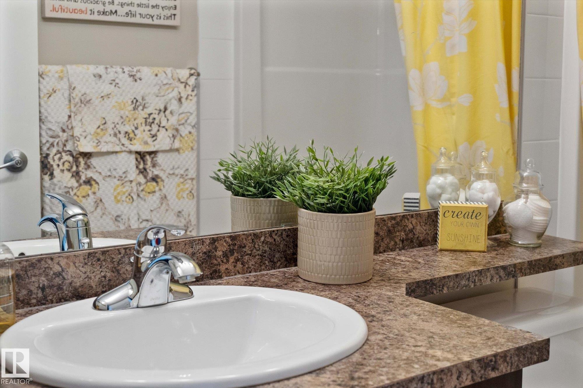 409 16035 132 Street, Edmonton, AB - Indoor Photo Showing Bathroom