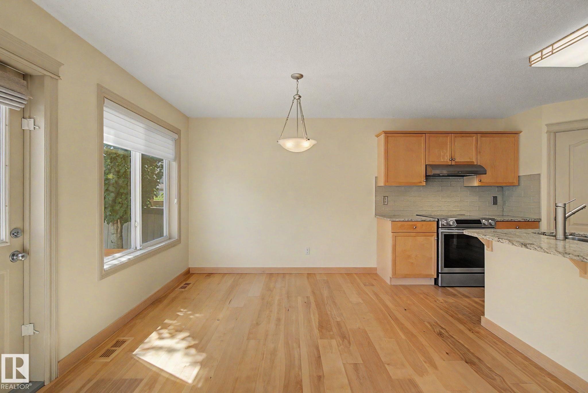 8311 11 Avenue Sw, Edmonton, AB