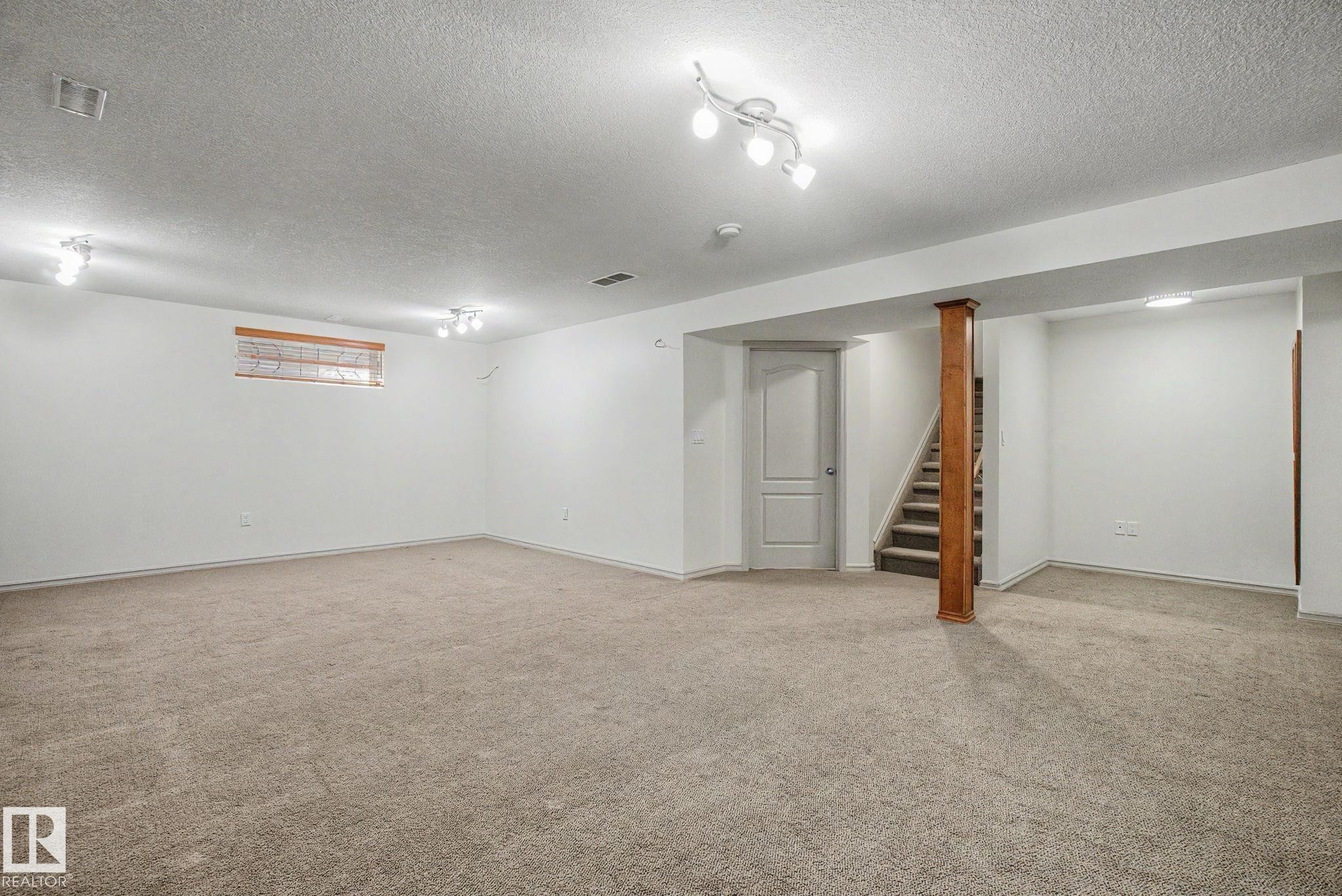 8311 11 Avenue Sw, Edmonton, AB