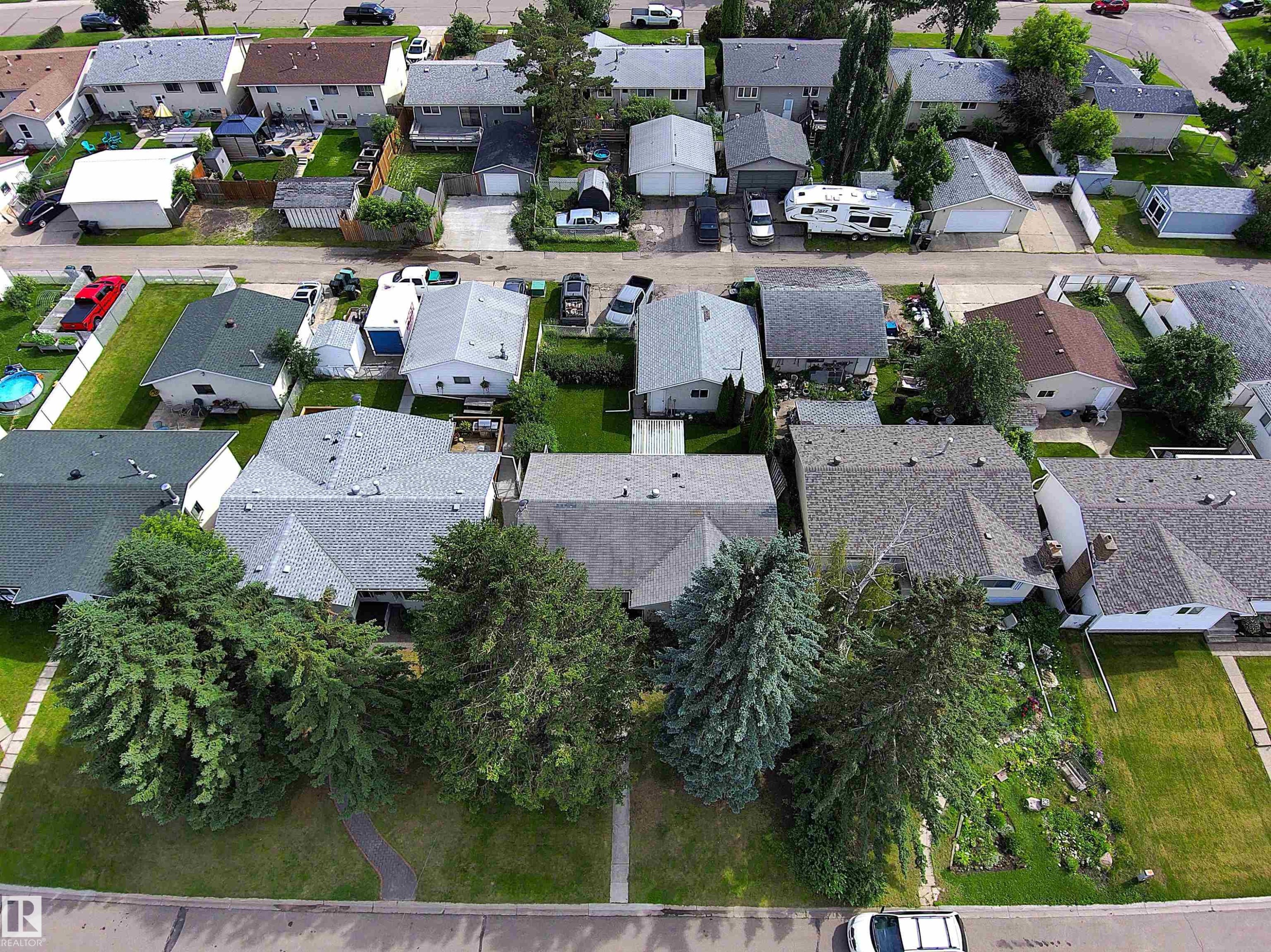 6 Beverly Avenue, Spruce Grove, AB - Outdoor With View