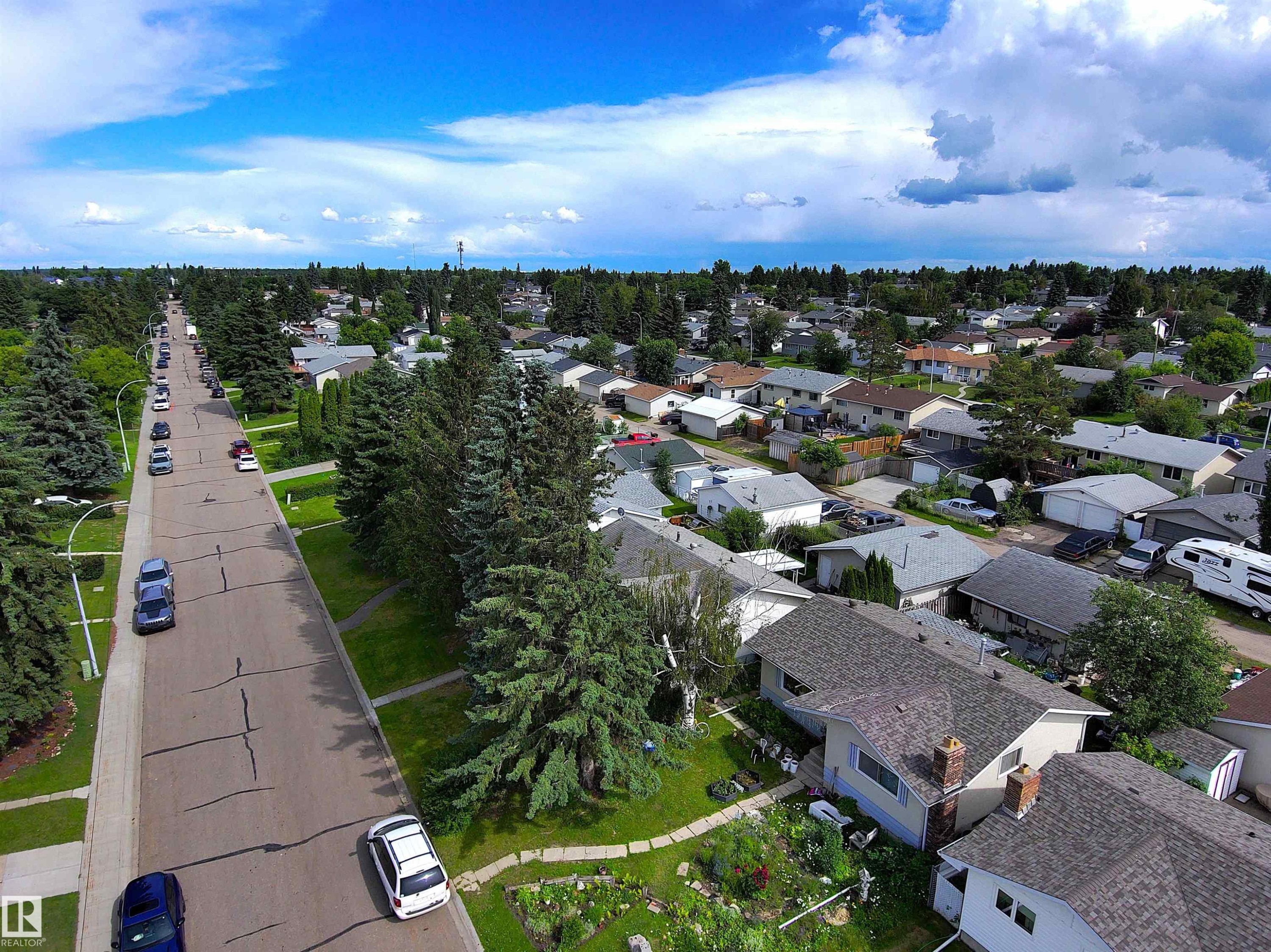 6 Beverly Avenue, Spruce Grove, AB - Outdoor With View