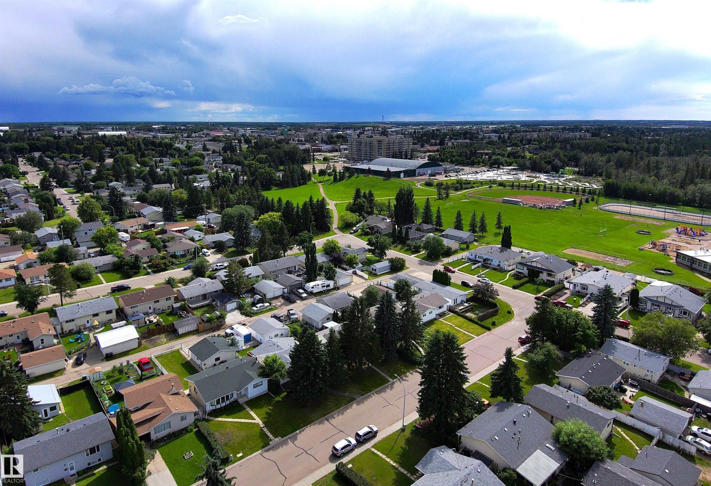 6 Beverly Avenue, Spruce Grove, AB - Outdoor With View