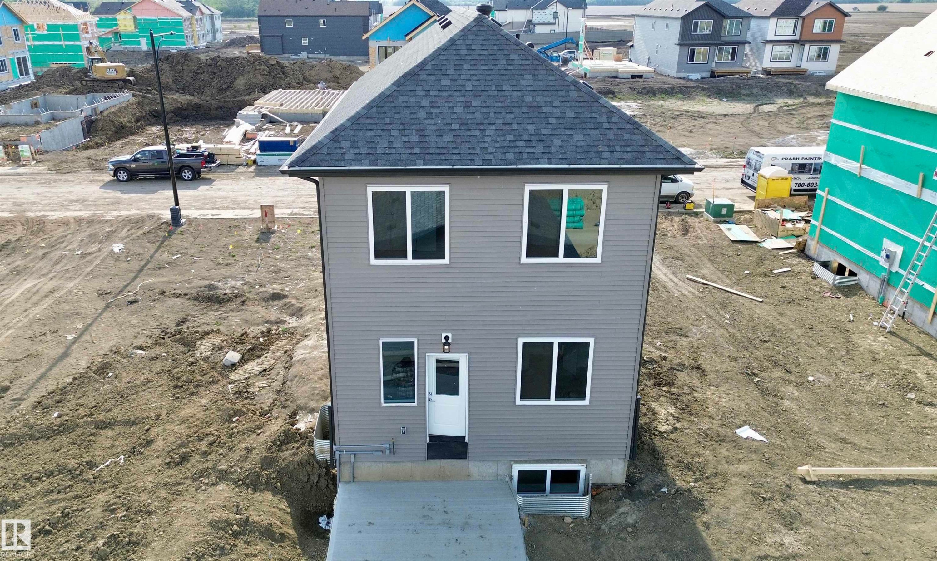 18639 130 Street, Edmonton, AB - Outdoor