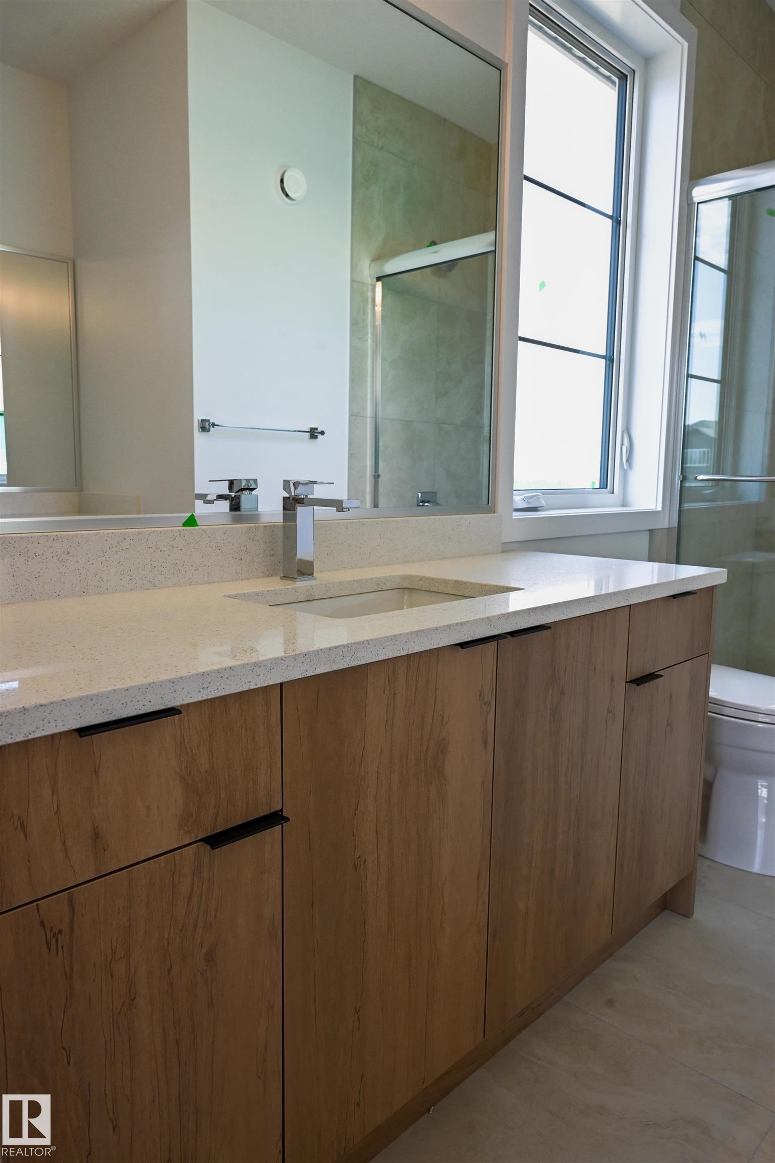18639 130 Street, Edmonton, AB - Indoor Photo Showing Bathroom