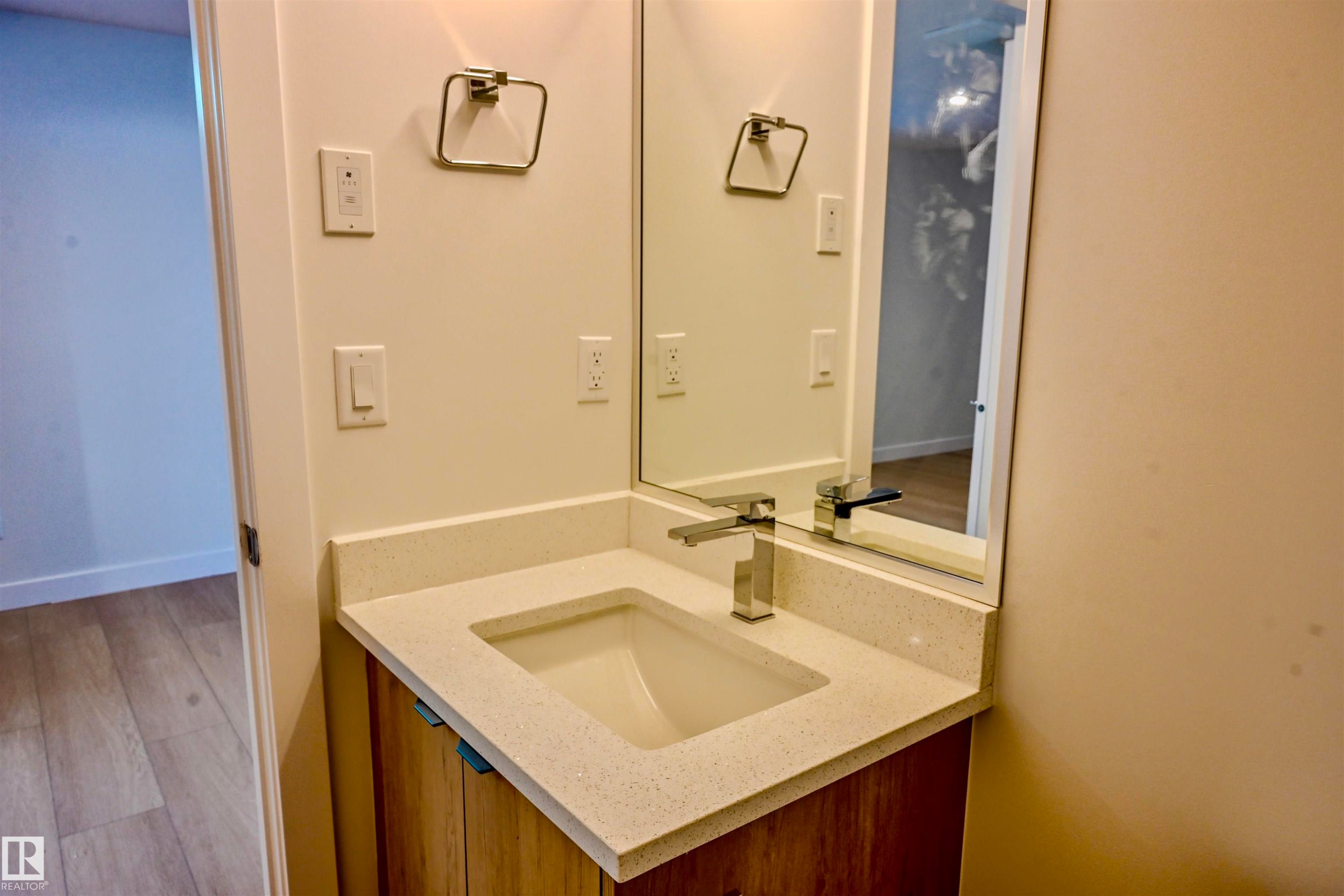 18639 130 Street, Edmonton, AB - Indoor Photo Showing Bathroom