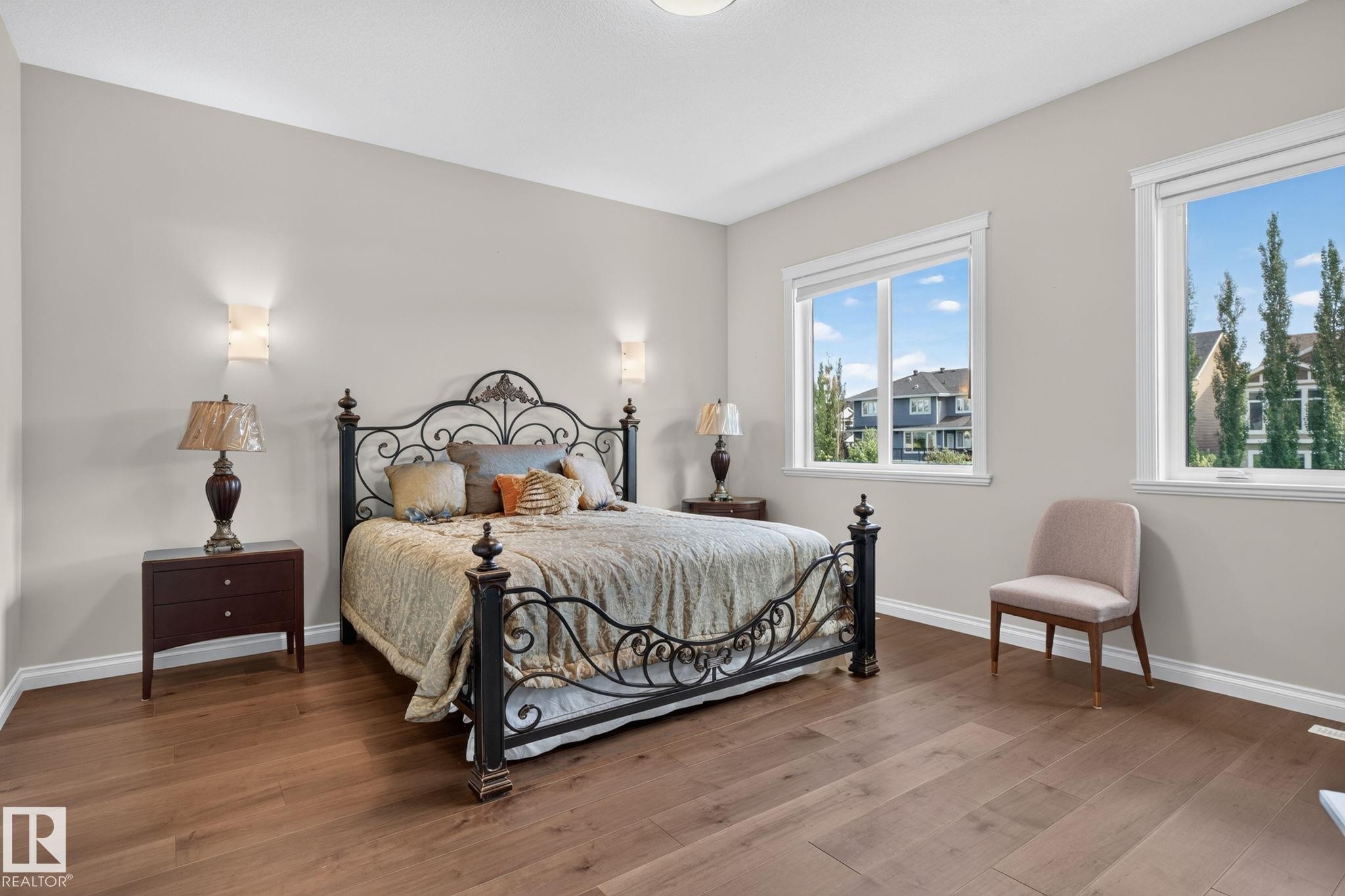 4707 Woolsey Common Sw, Edmonton, AB - Indoor Photo Showing Bedroom
