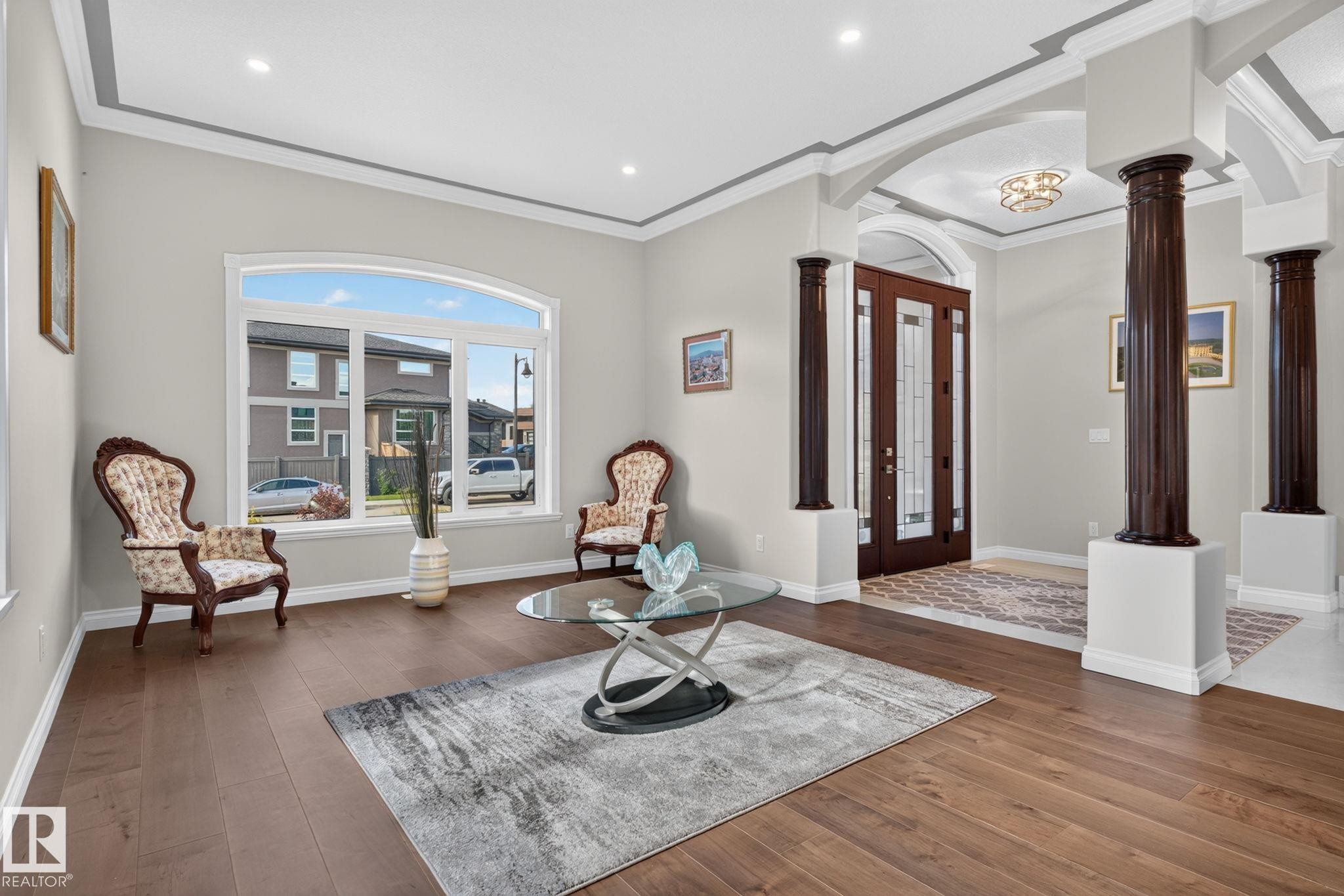 4707 Woolsey Common Sw, Edmonton, AB - Indoor