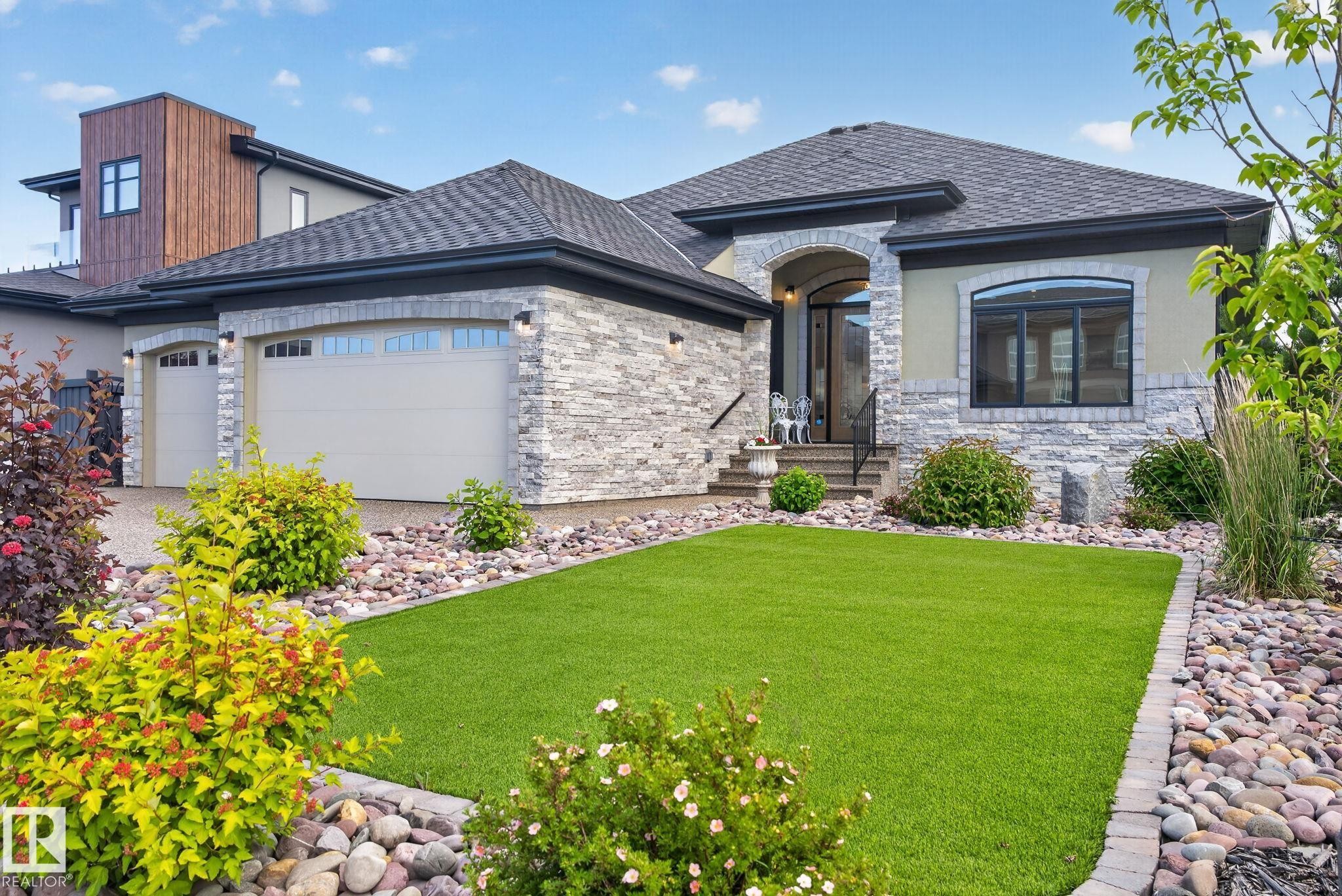 4707 Woolsey Common Sw, Edmonton, AB - Outdoor
