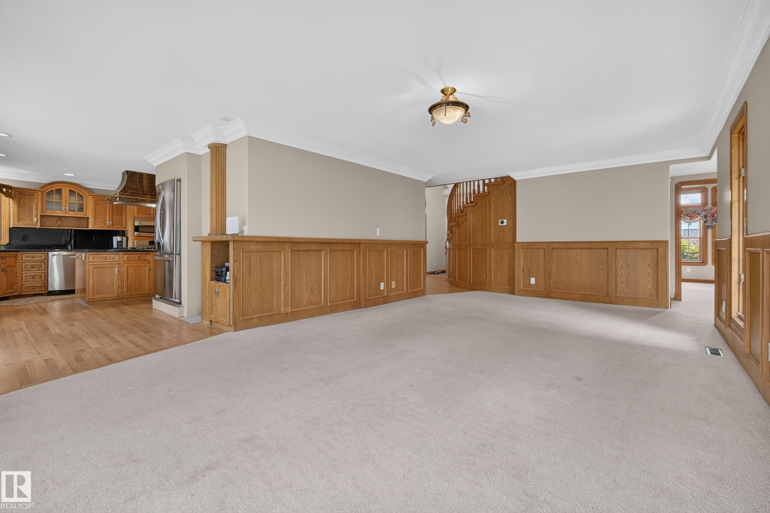 6203 143 Street Nw, Edmonton, AB -