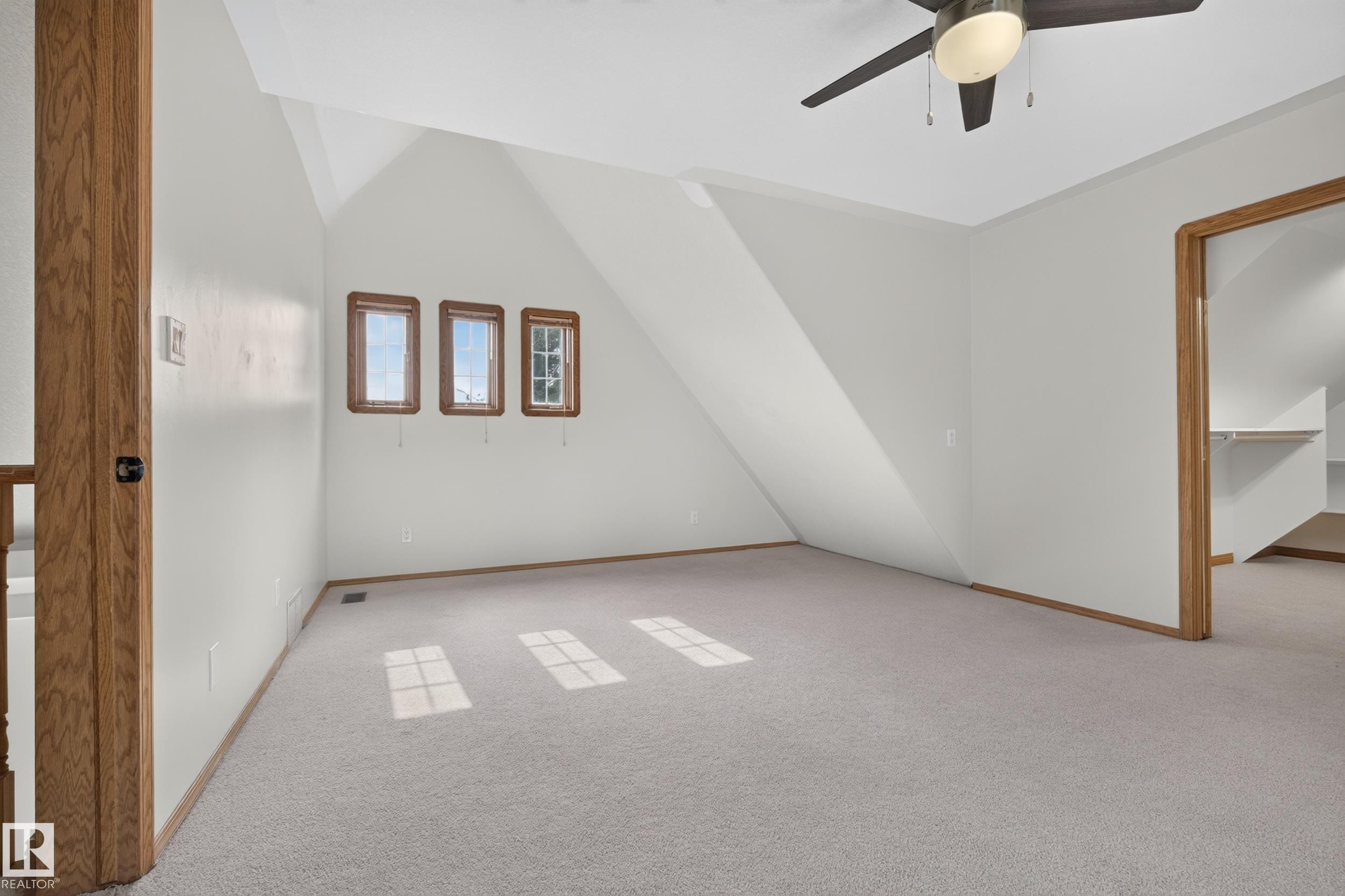 6203 143 Street Nw, Edmonton, AB - Indoor Photo Showing Other Room