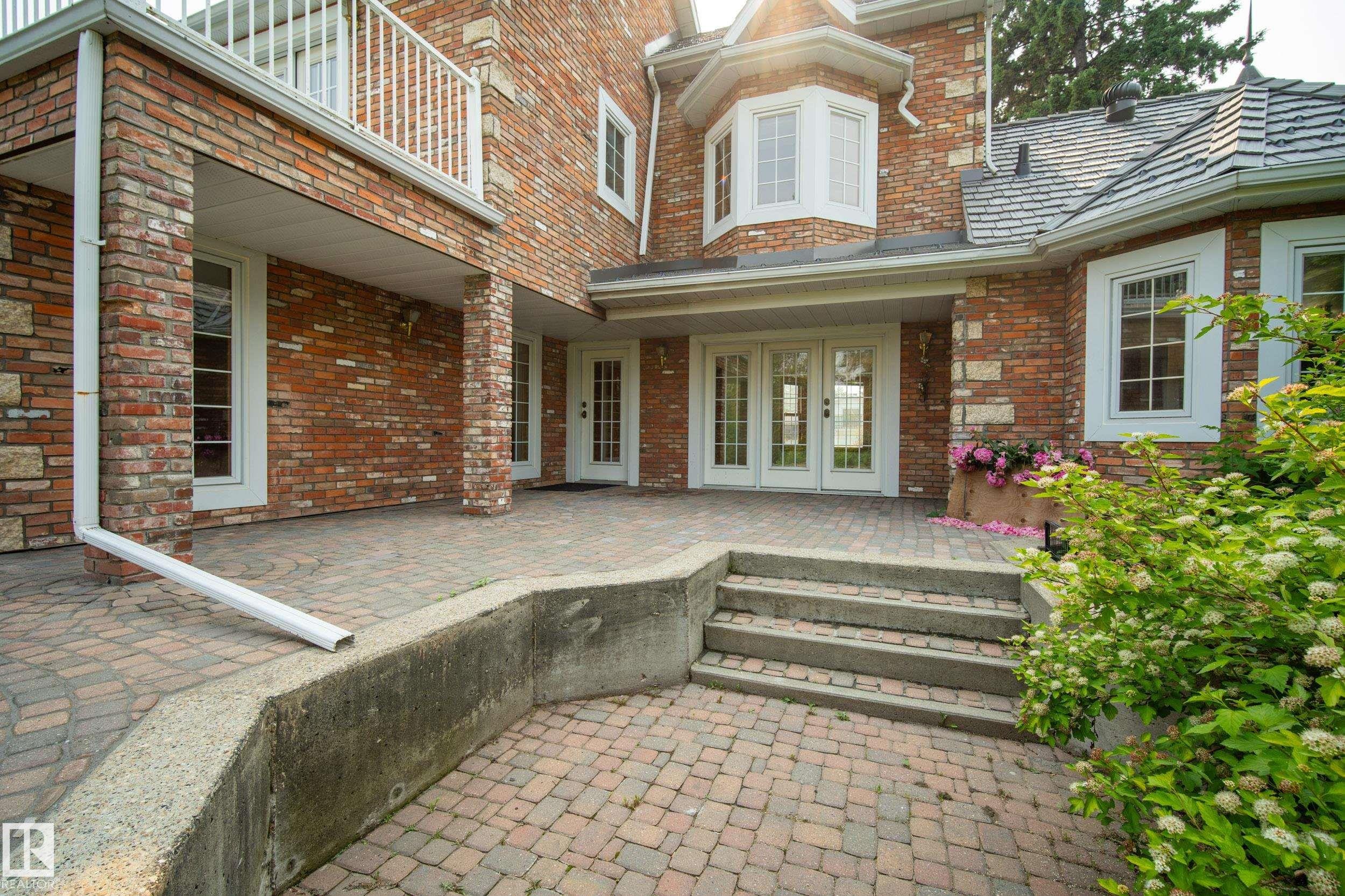 6203 143 Street Nw, Edmonton, AB - Outdoor