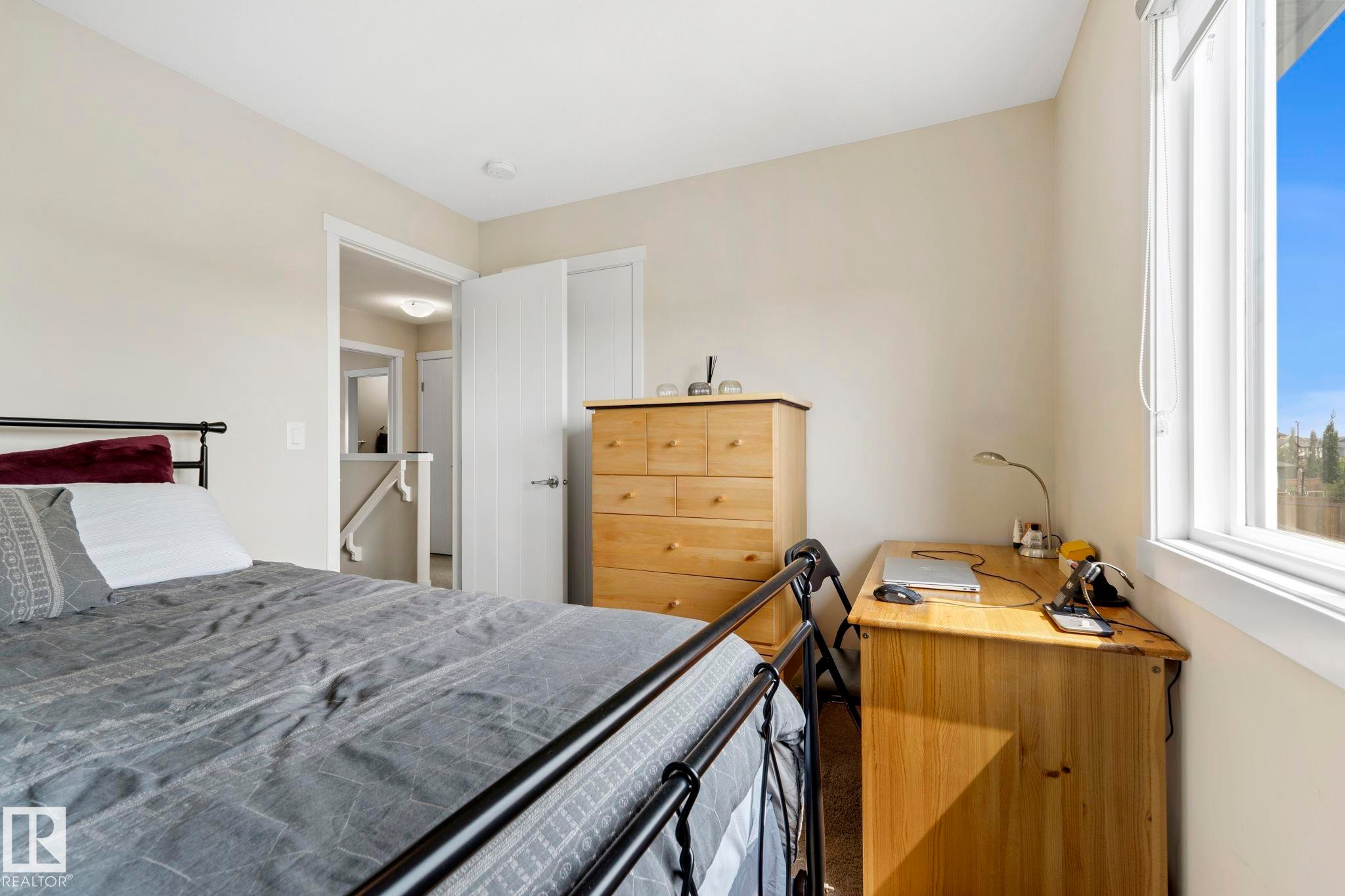 17308 49 Street Nw, Edmonton, AB - Indoor Photo Showing Bedroom