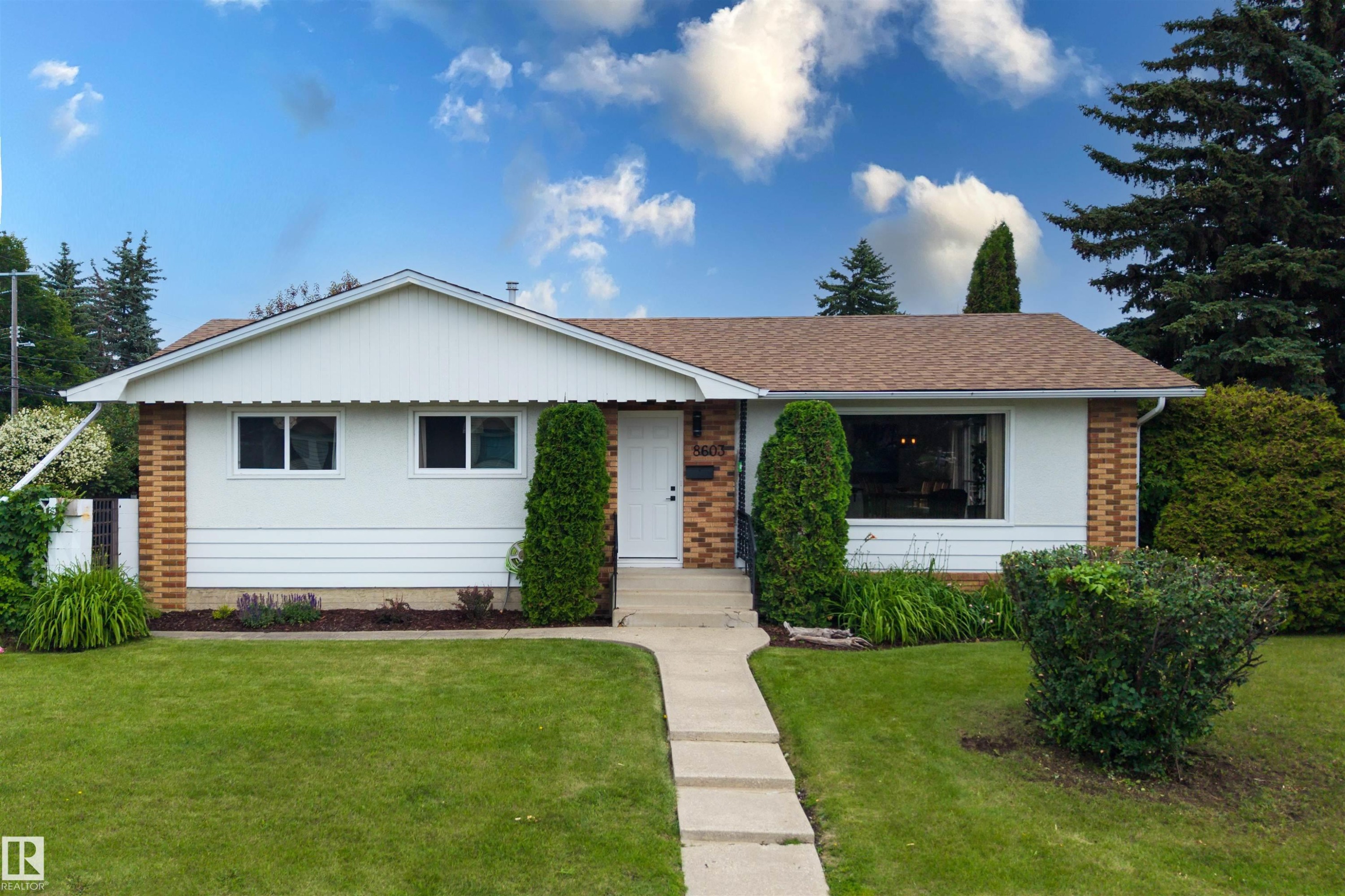 8603 73 Street Nw, Edmonton, AB - Outdoor With Facade