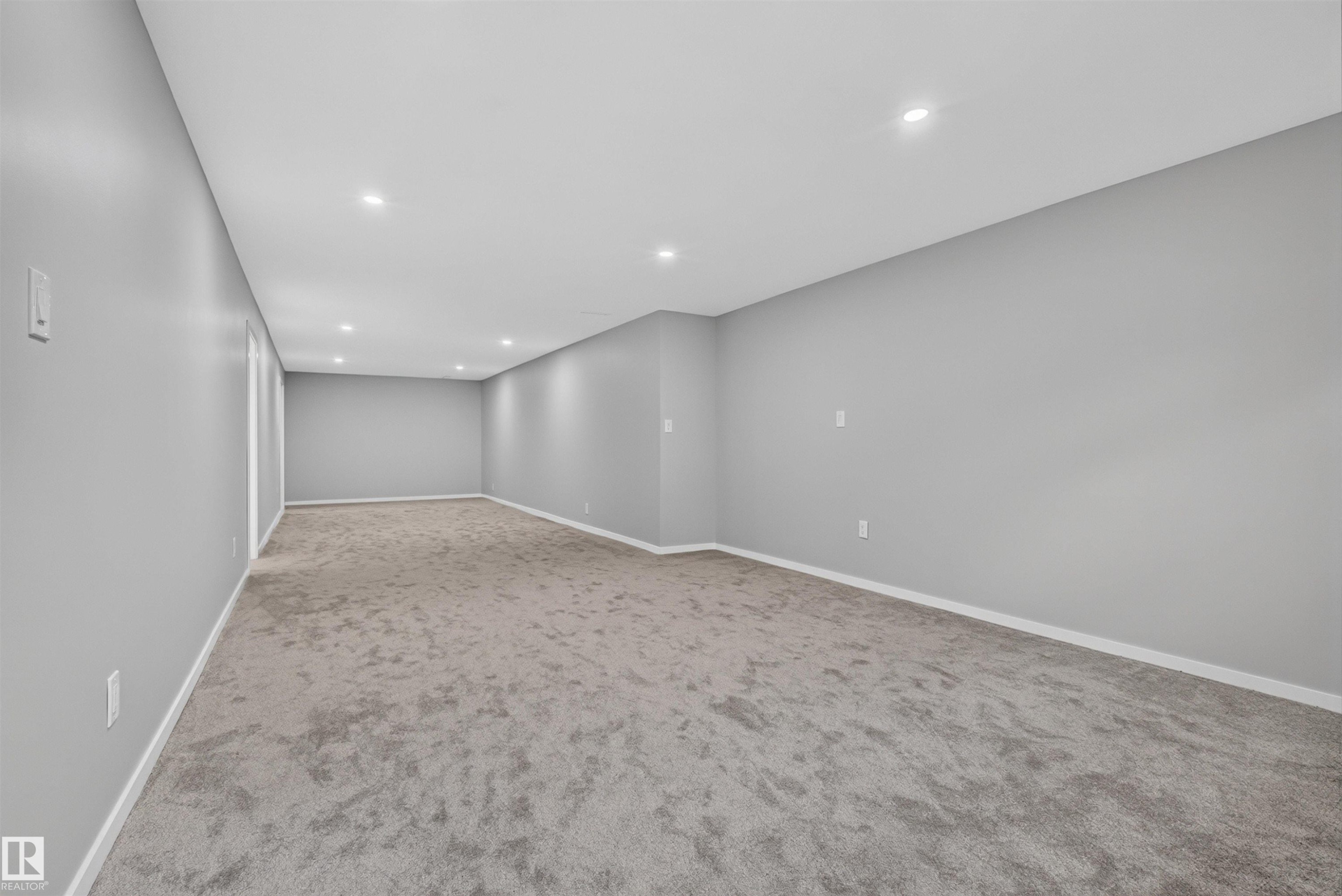 8603 73 Street Nw, Edmonton, AB - Indoor Photo Showing Other Room