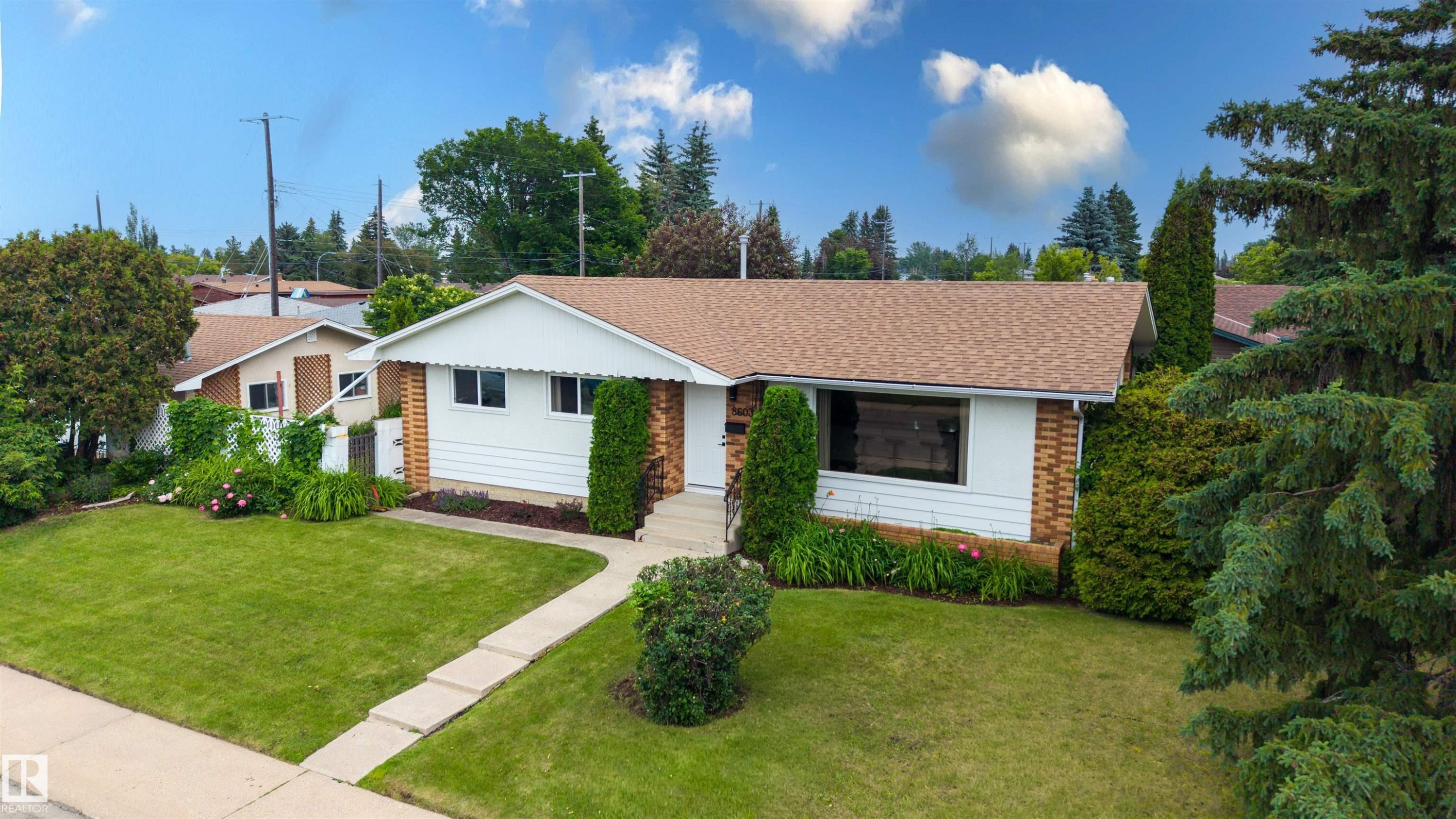 8603 73 Street Nw, Edmonton, AB - Outdoor With Facade