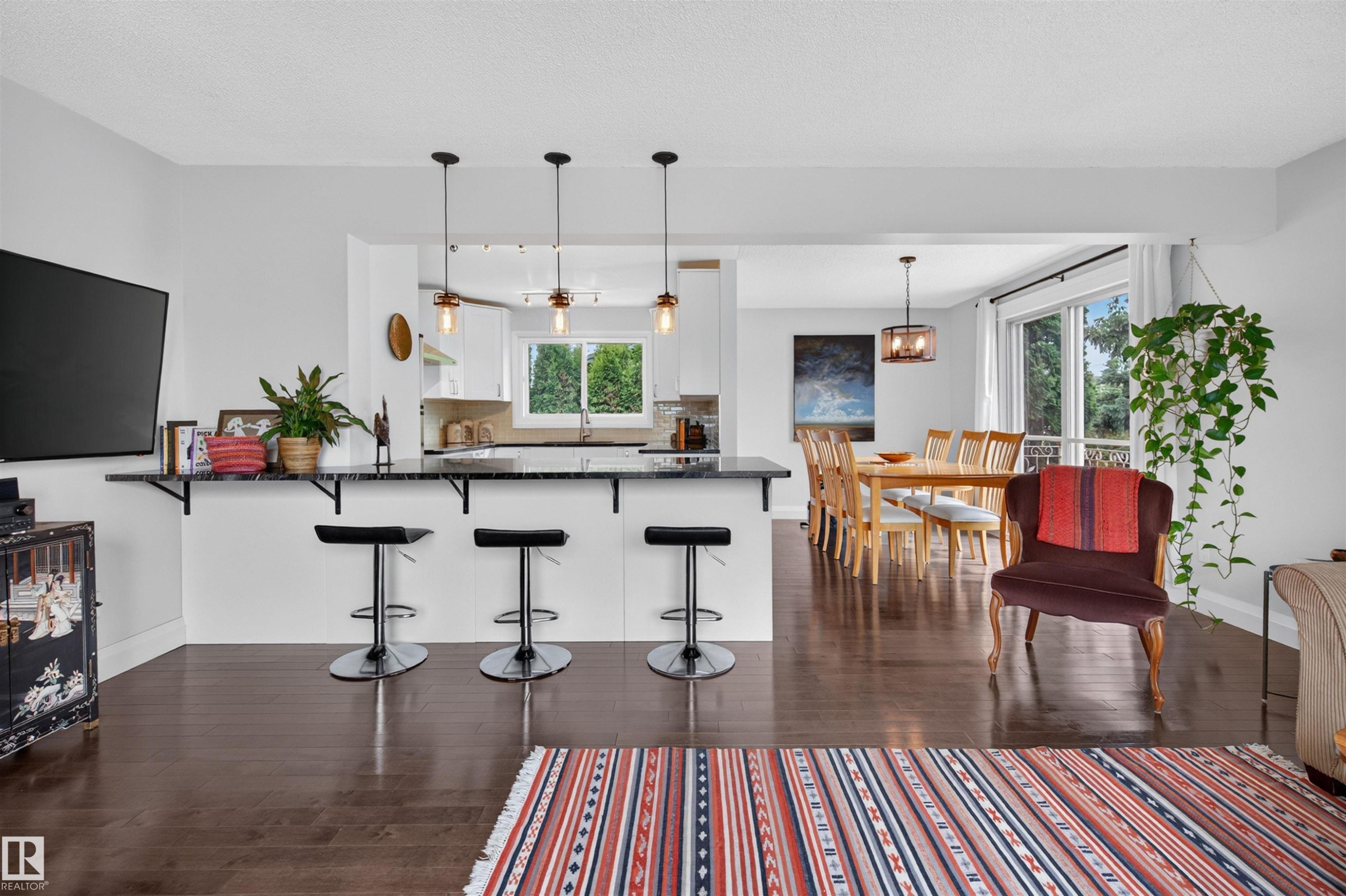 8603 73 Street Nw, Edmonton, AB - Indoor