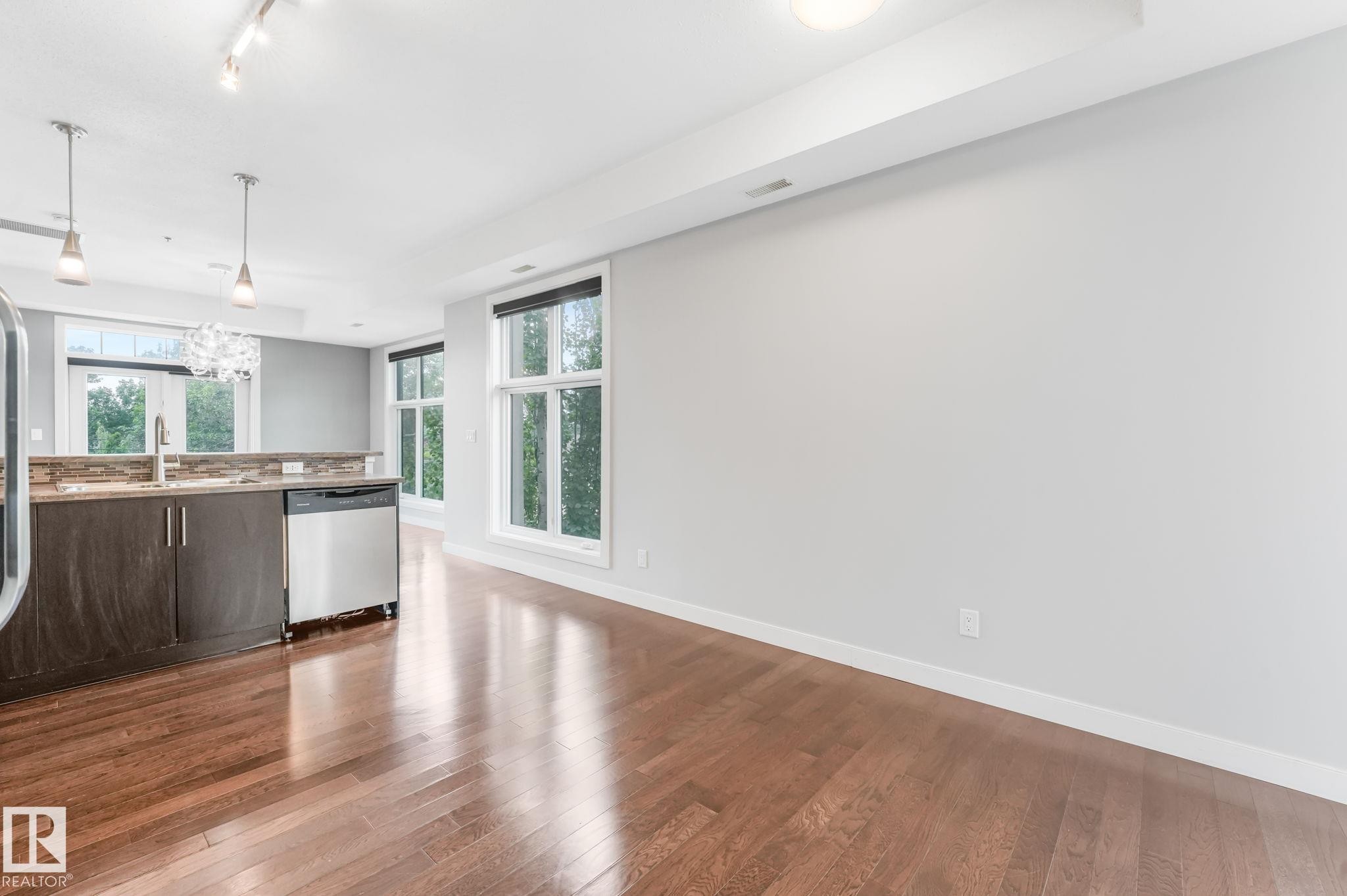 308 10808 71 Avenue, Edmonton, AB