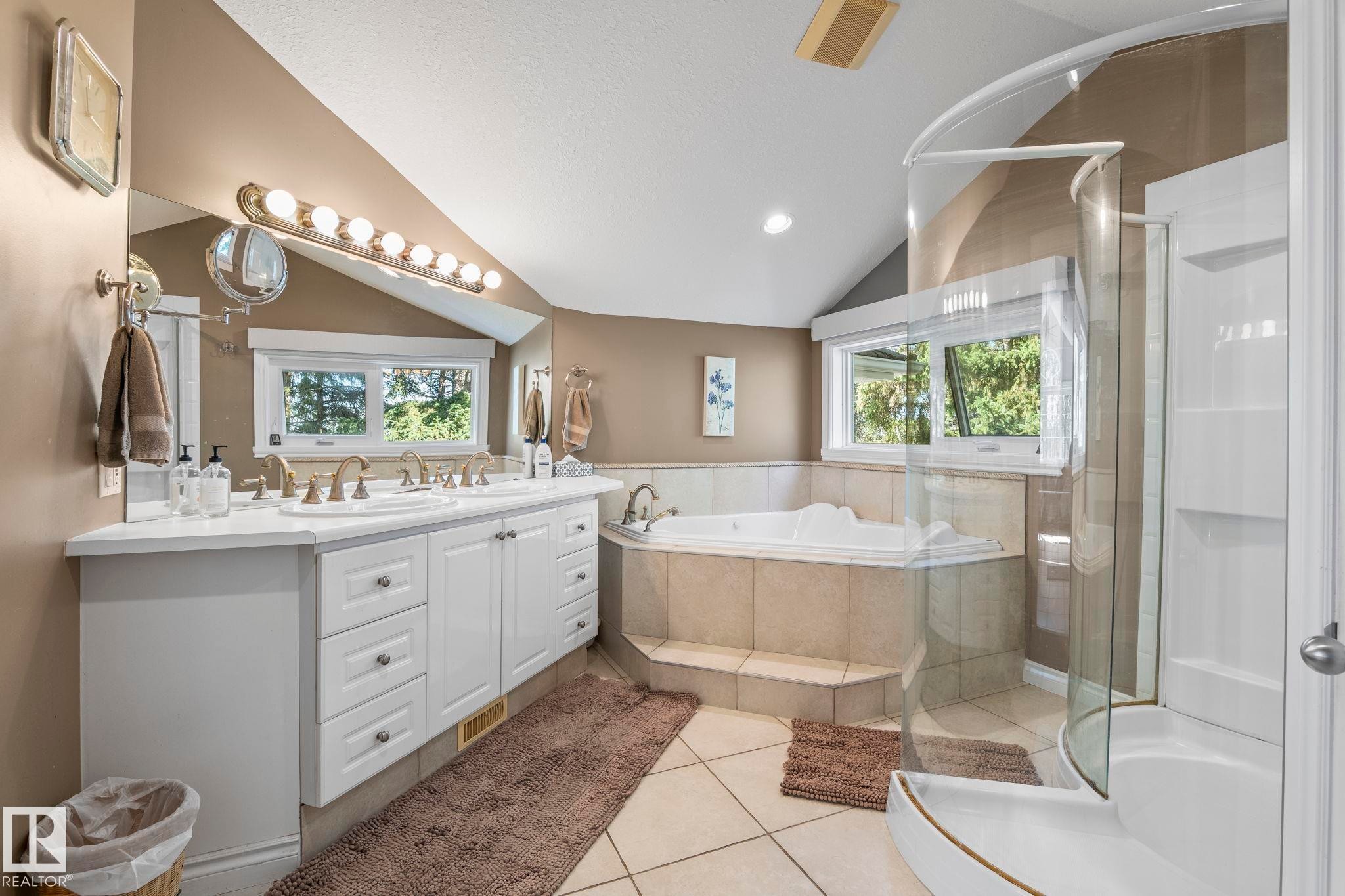 Dual vanity with white cabinetry and integrated sinks - 860 41 Avenue, Edmonton, AB