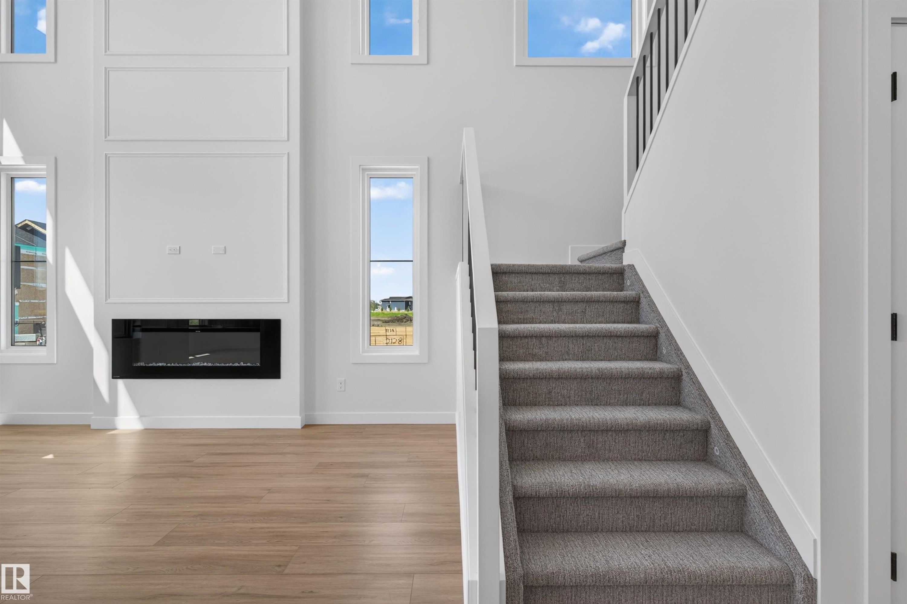 1866 Eaton Wynd, Edmonton, AB