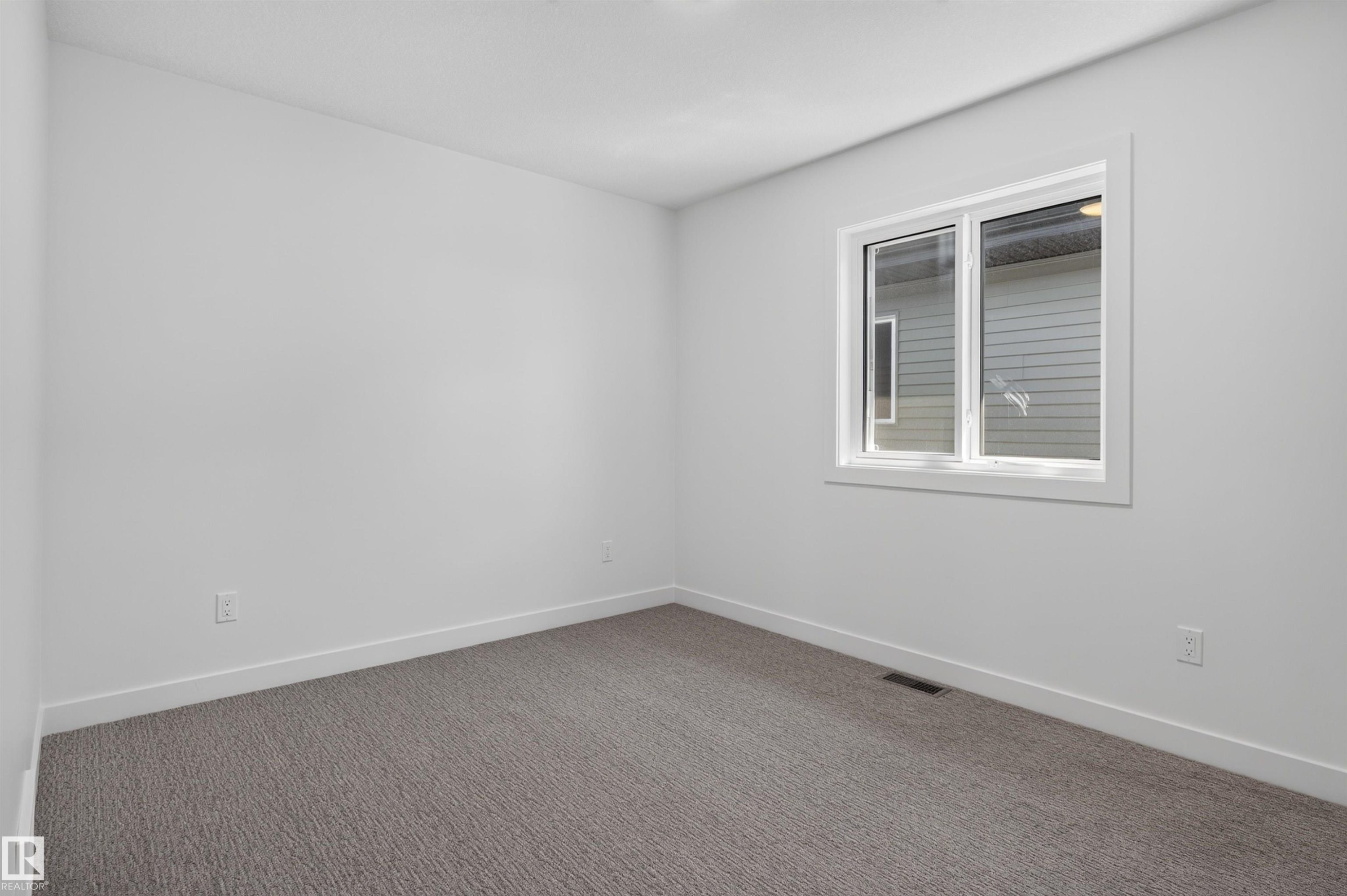 1866 Eaton Wynd, Edmonton, AB