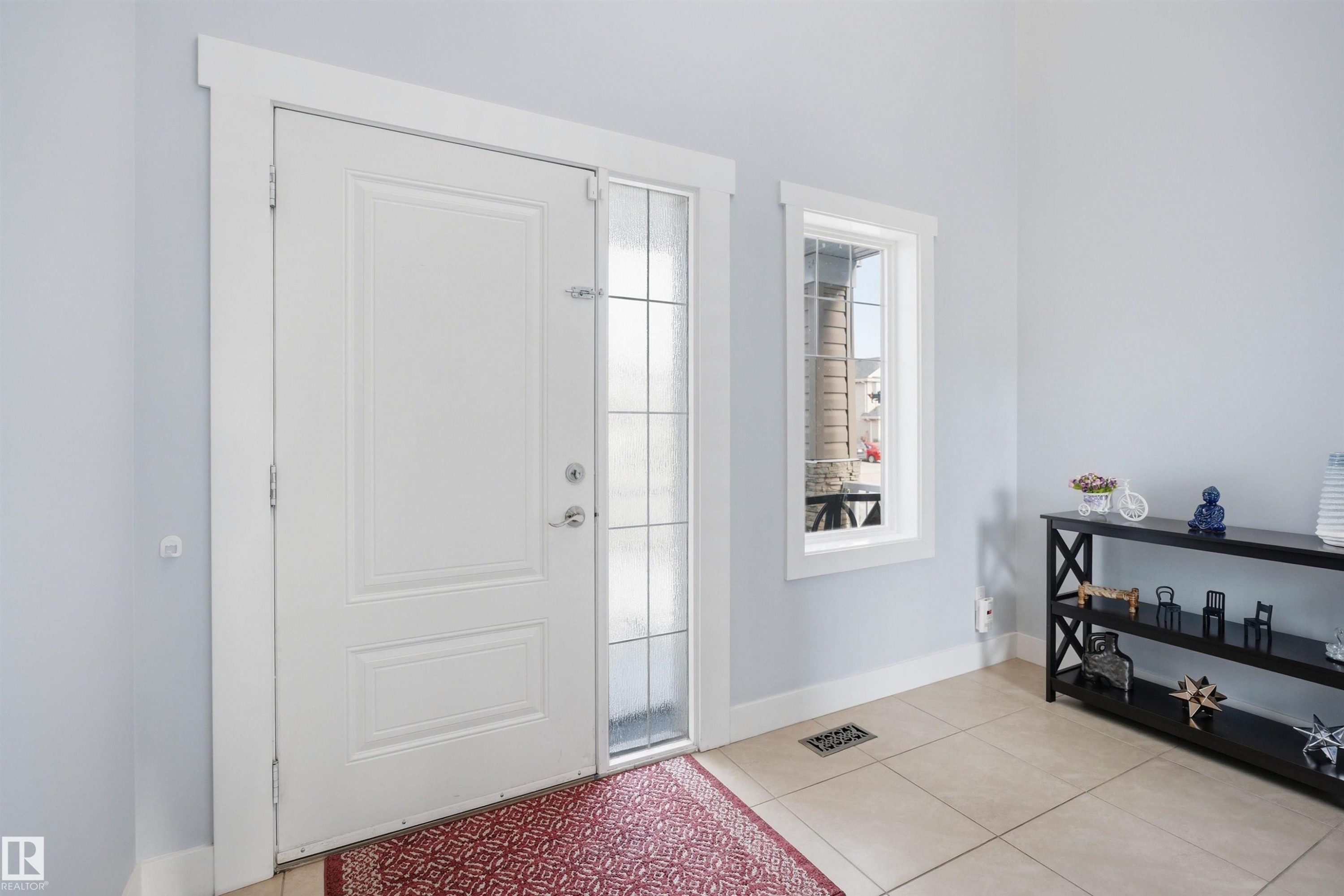 6014 60 Street, Beaumont, AB - Indoor Photo Showing Other Room