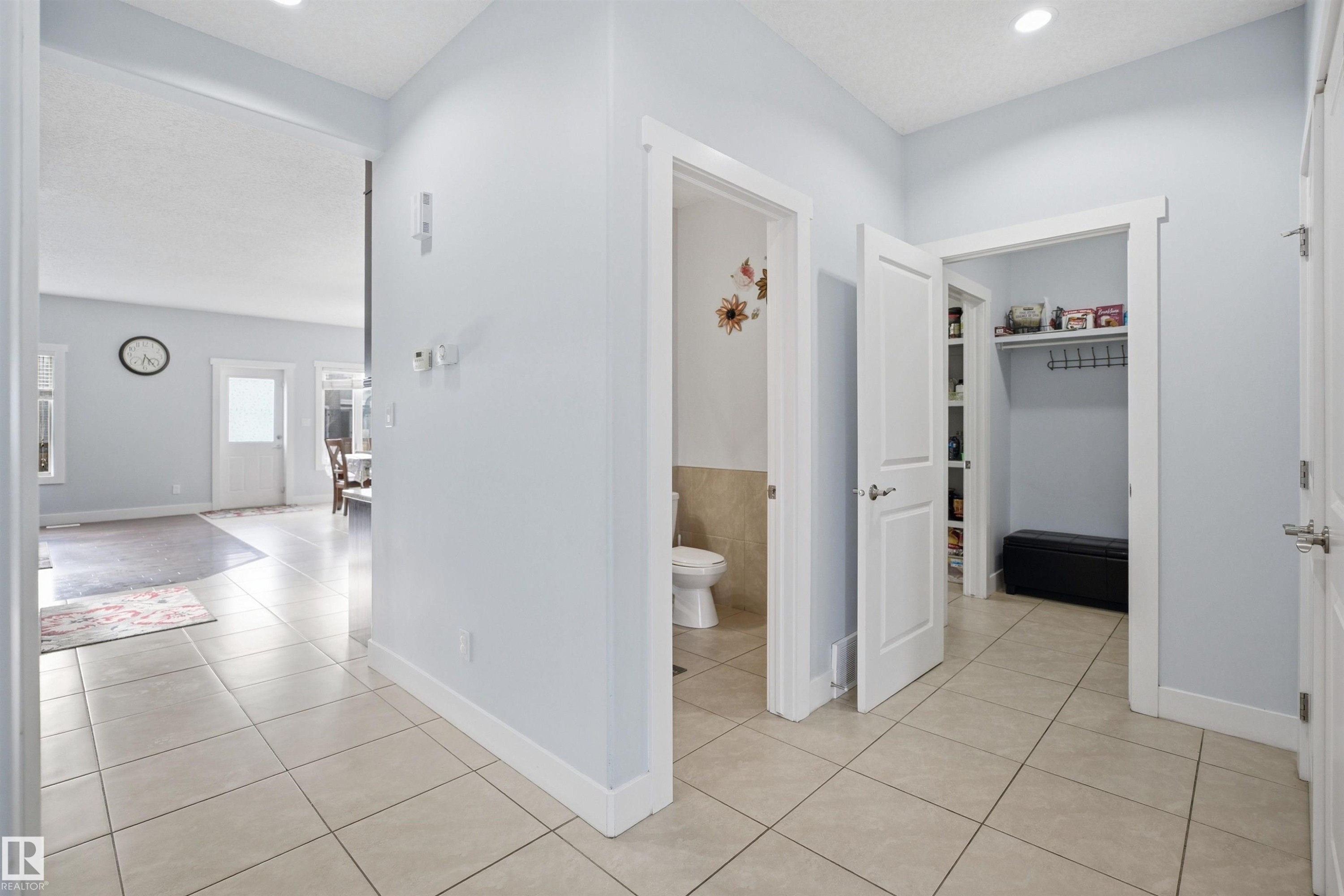 6014 60 Street, Beaumont, AB - Indoor Photo Showing Other Room