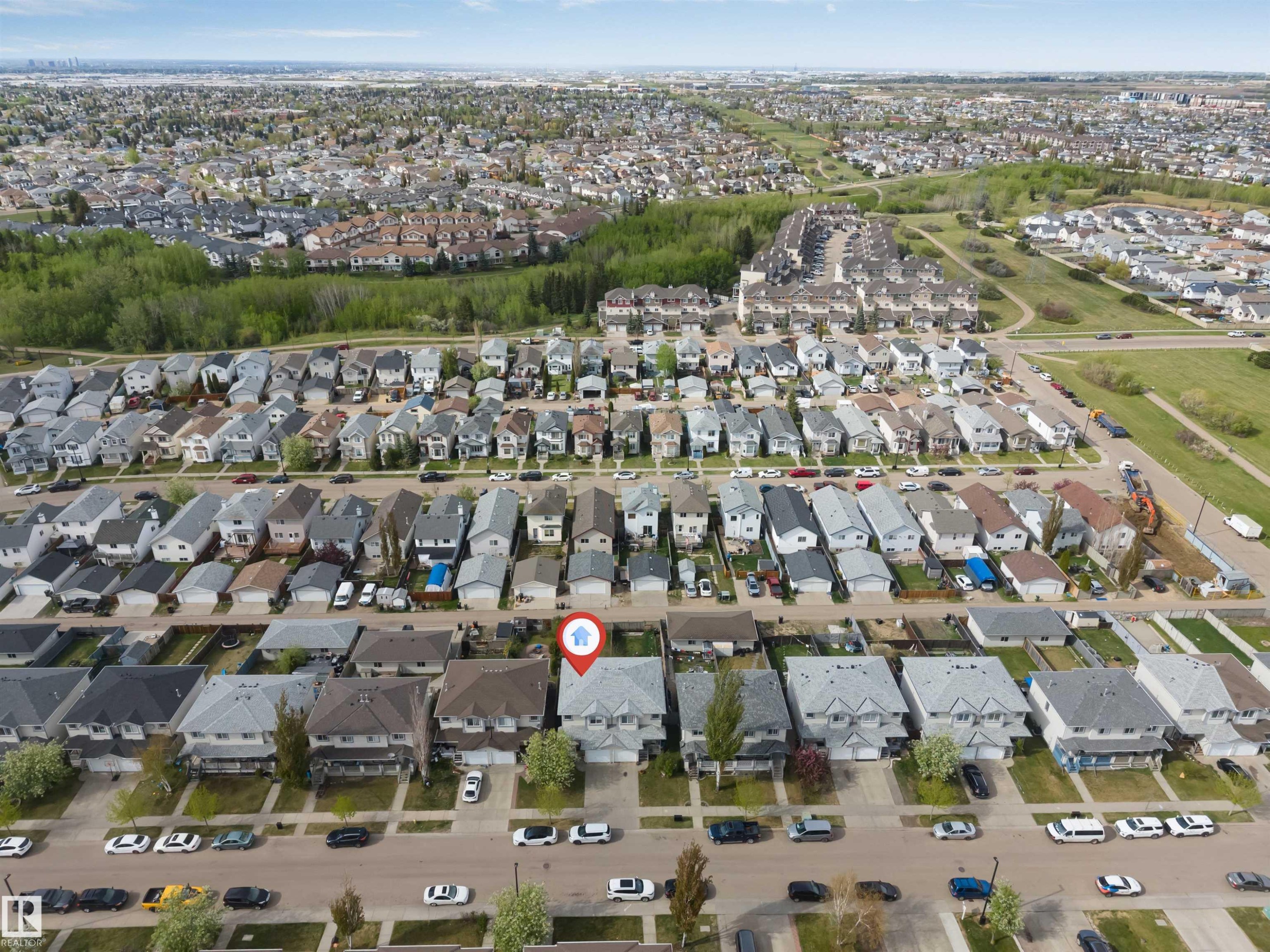Suburban neighborhood featuring a grid-patterned street layout with individual homes - 3032 31 Avenue, Edmonton, AB - Outdoor With View