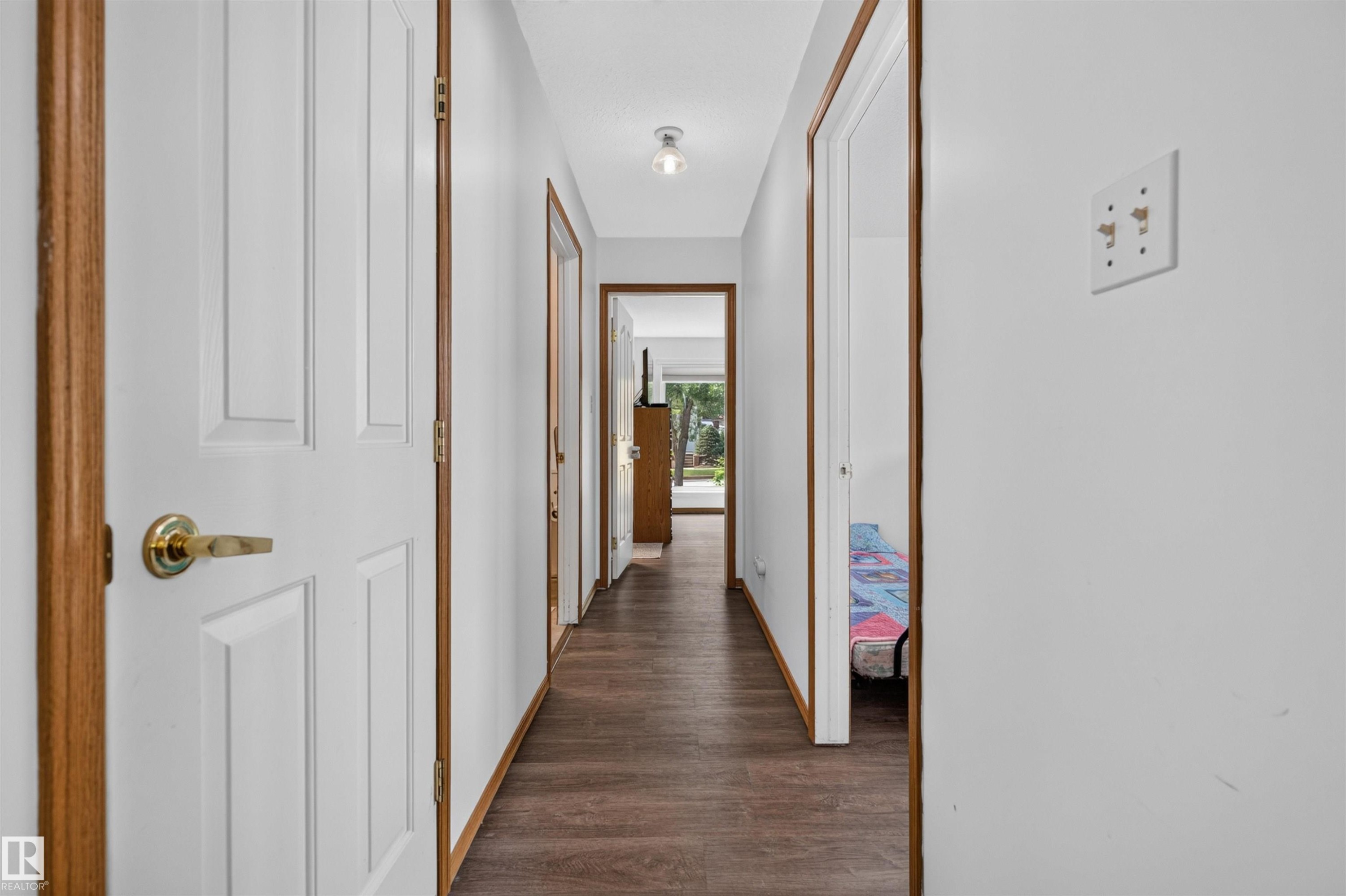 6000 54 Avenue, Camrose, AB - Indoor Photo Showing Other Room