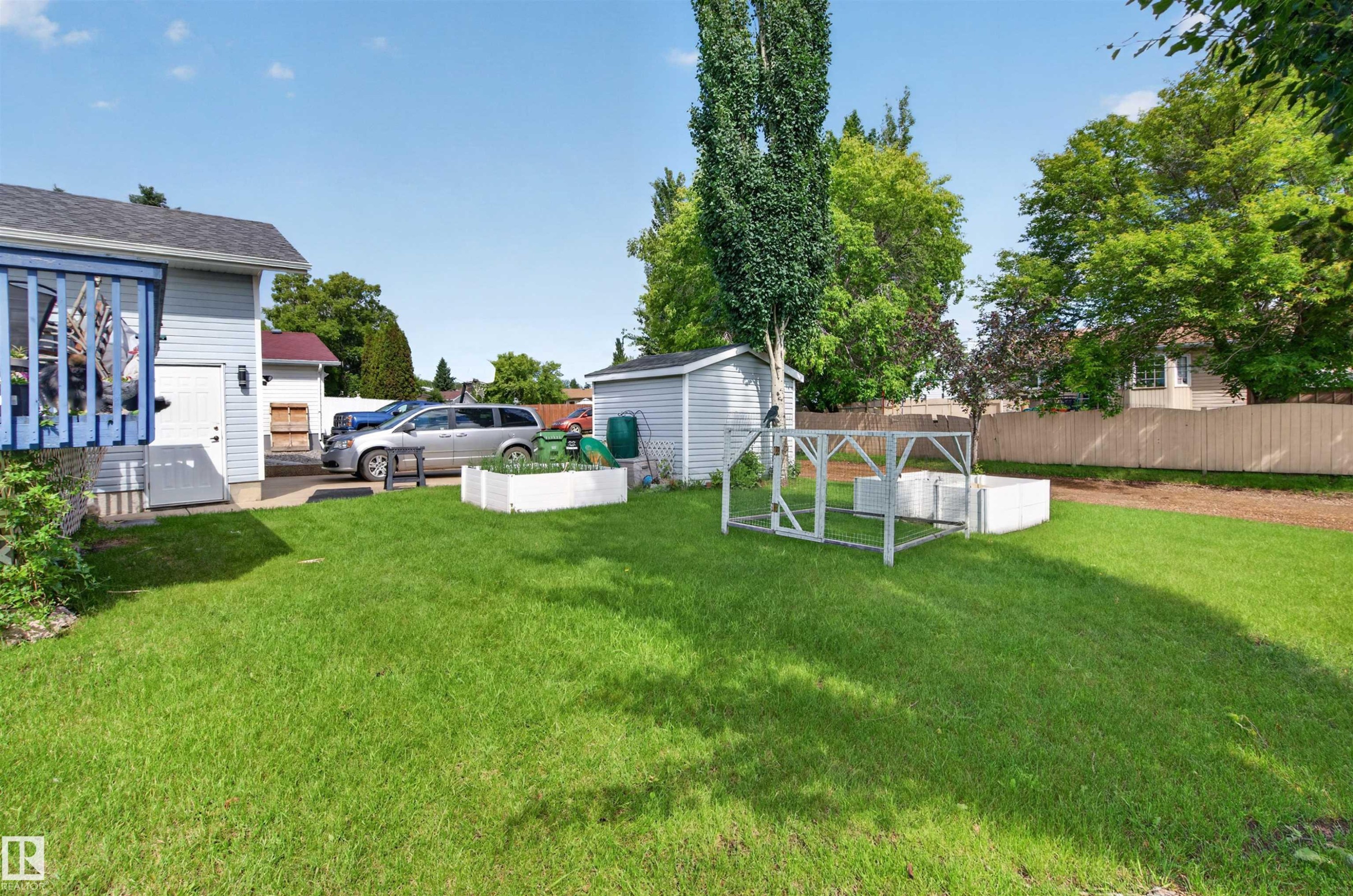 6000 54 Avenue, Camrose, AB - Outdoor