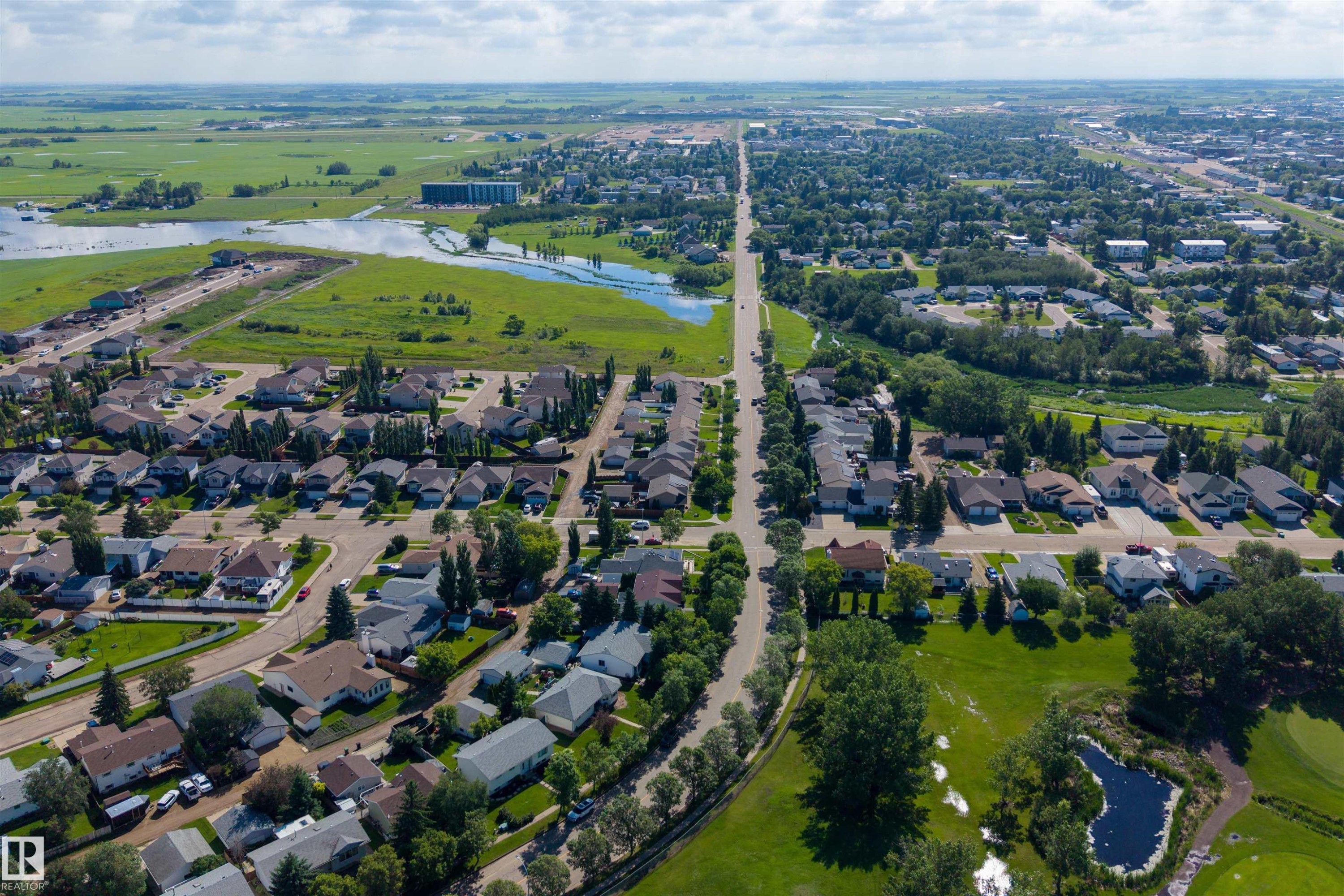 6000 54 Avenue, Camrose, AB - Outdoor With View