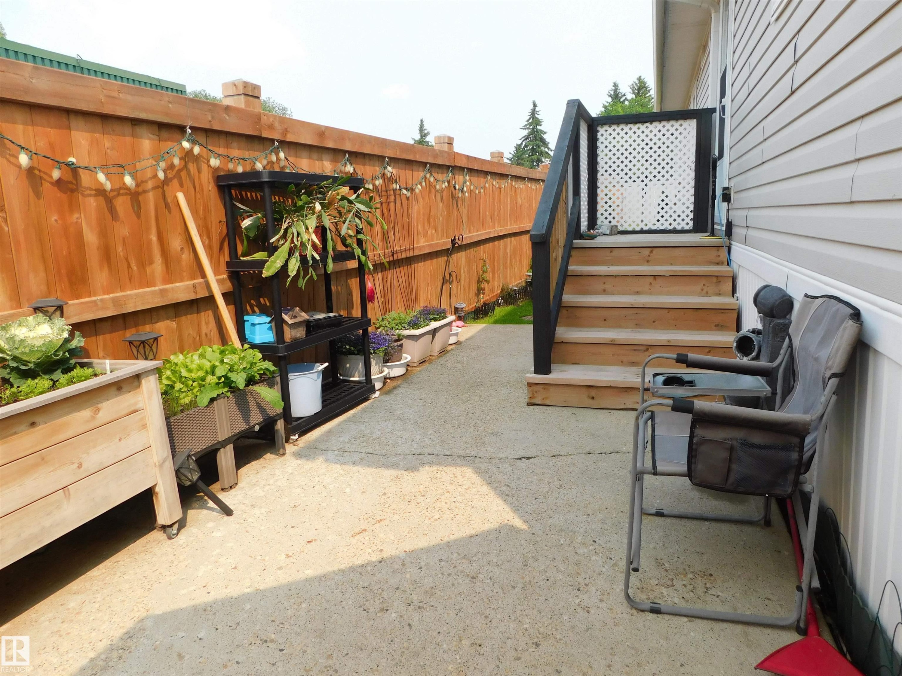 45 Crystal Crescent, Edmonton, AB