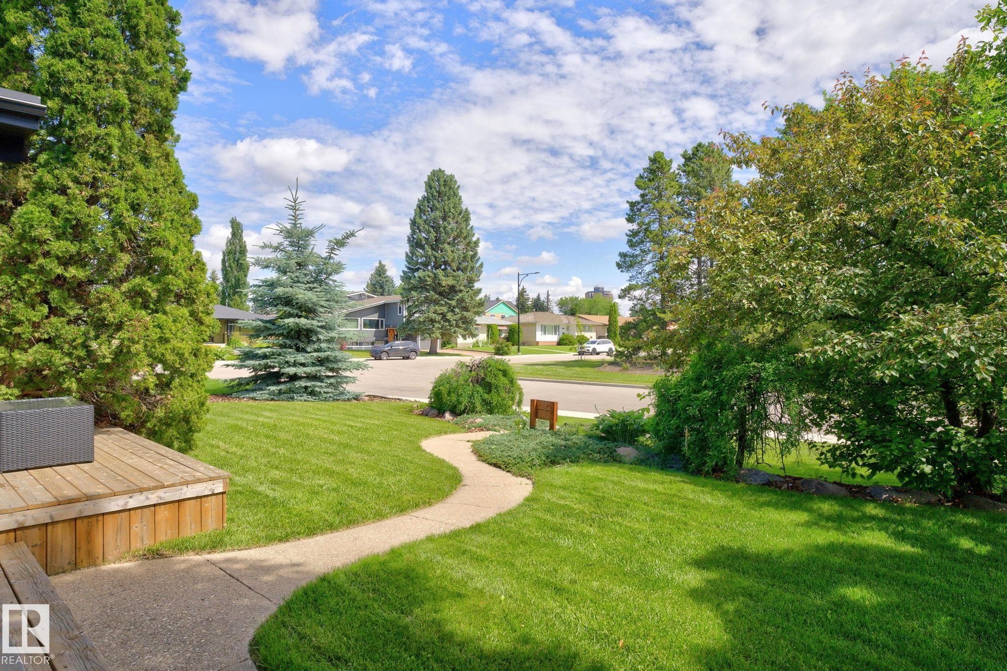 4812 114A Street, Edmonton, AB
