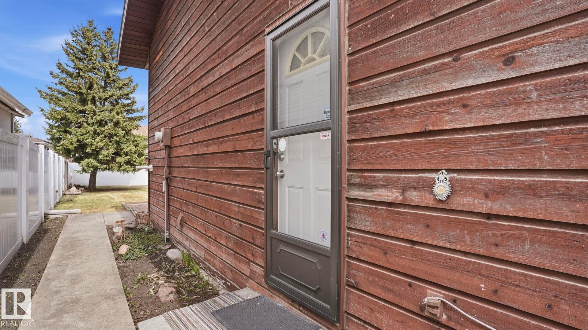 9834 167A Avenue, Edmonton, AB - Outdoor With Exterior