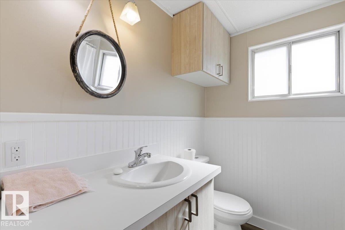 5108 44Ave, Calmar, AB