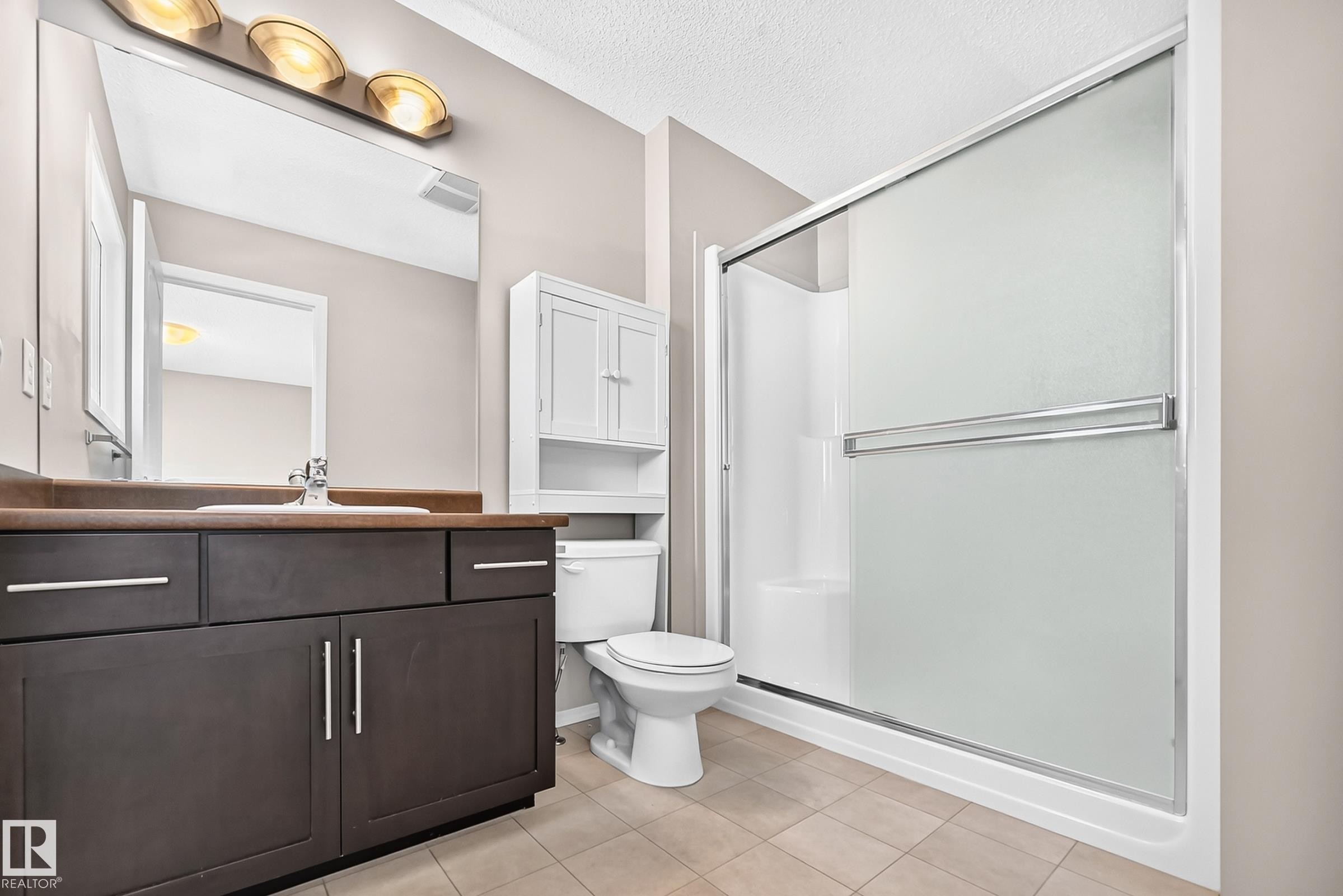 1806 Rutherford Road Sw, Edmonton, AB - Indoor Photo Showing Bathroom