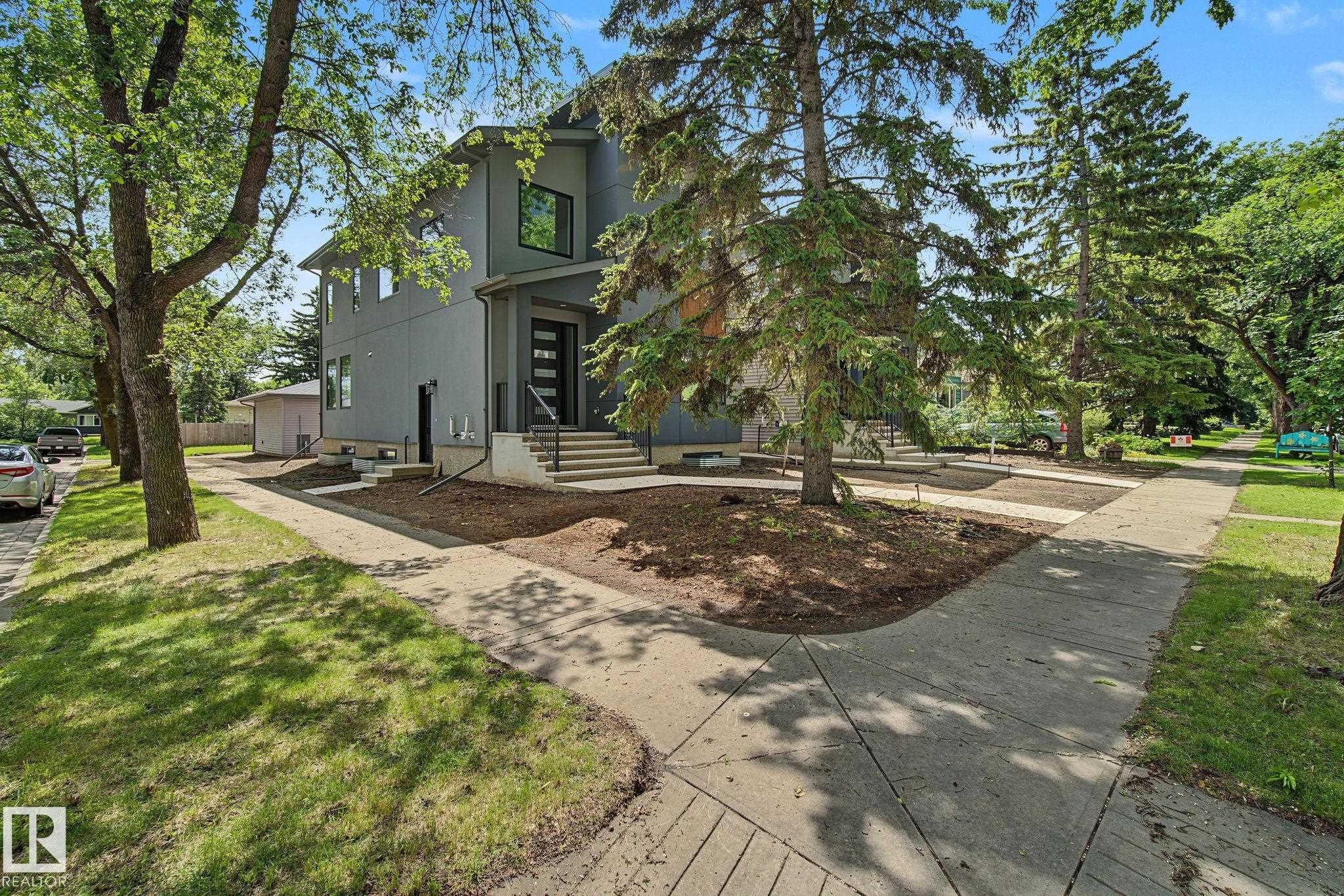 7603 92 Avenue Nw, Edmonton, AB - Outdoor
