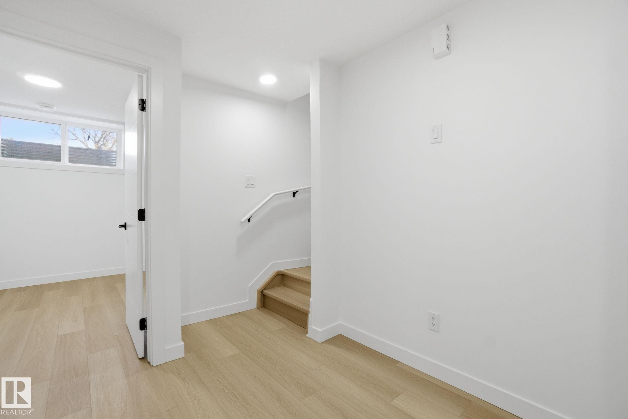 7605 92 Avenue, Edmonton, AB