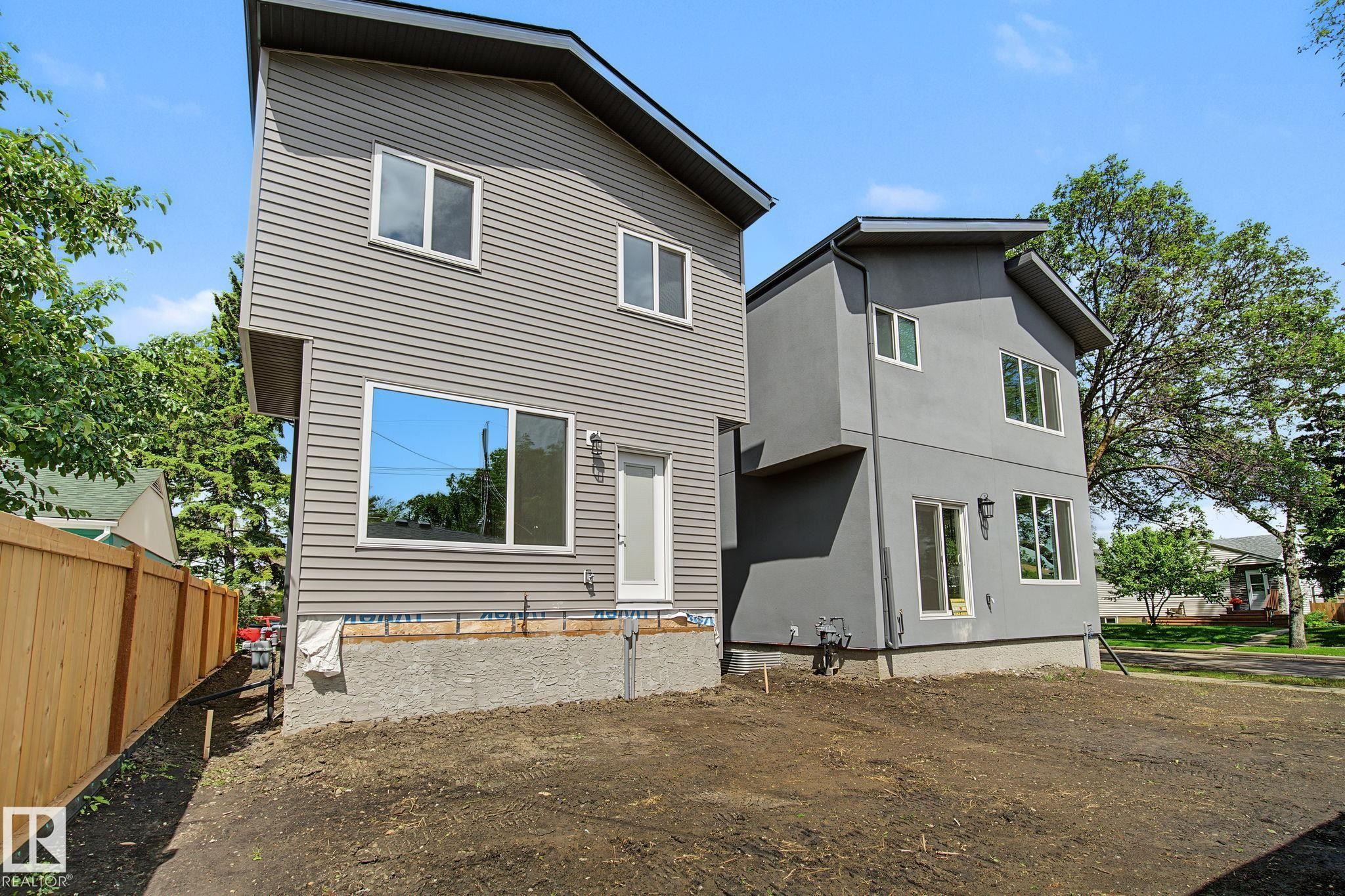 7605 92 Avenue, Edmonton, AB