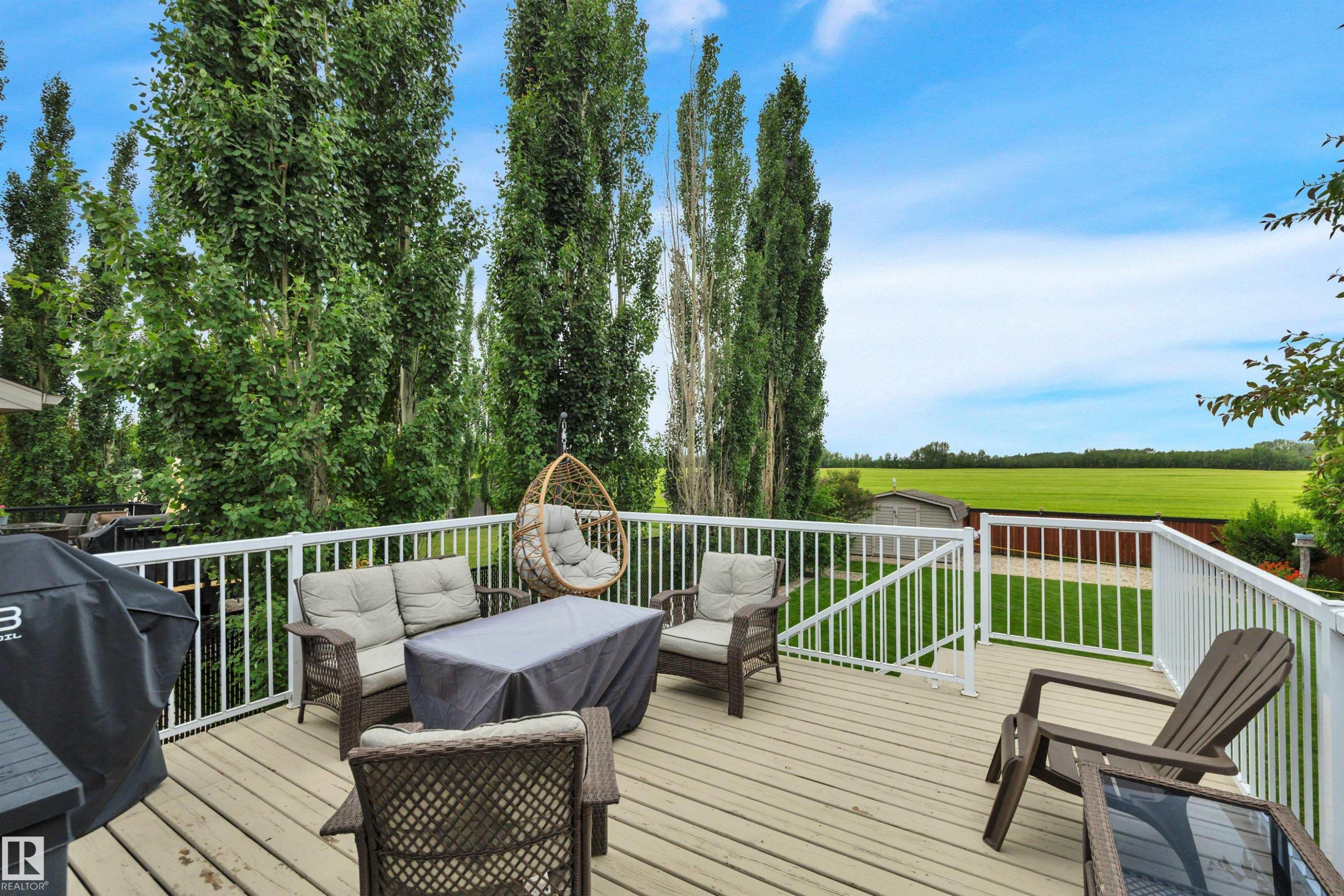 9 Westview Drive, Calmar, AB
