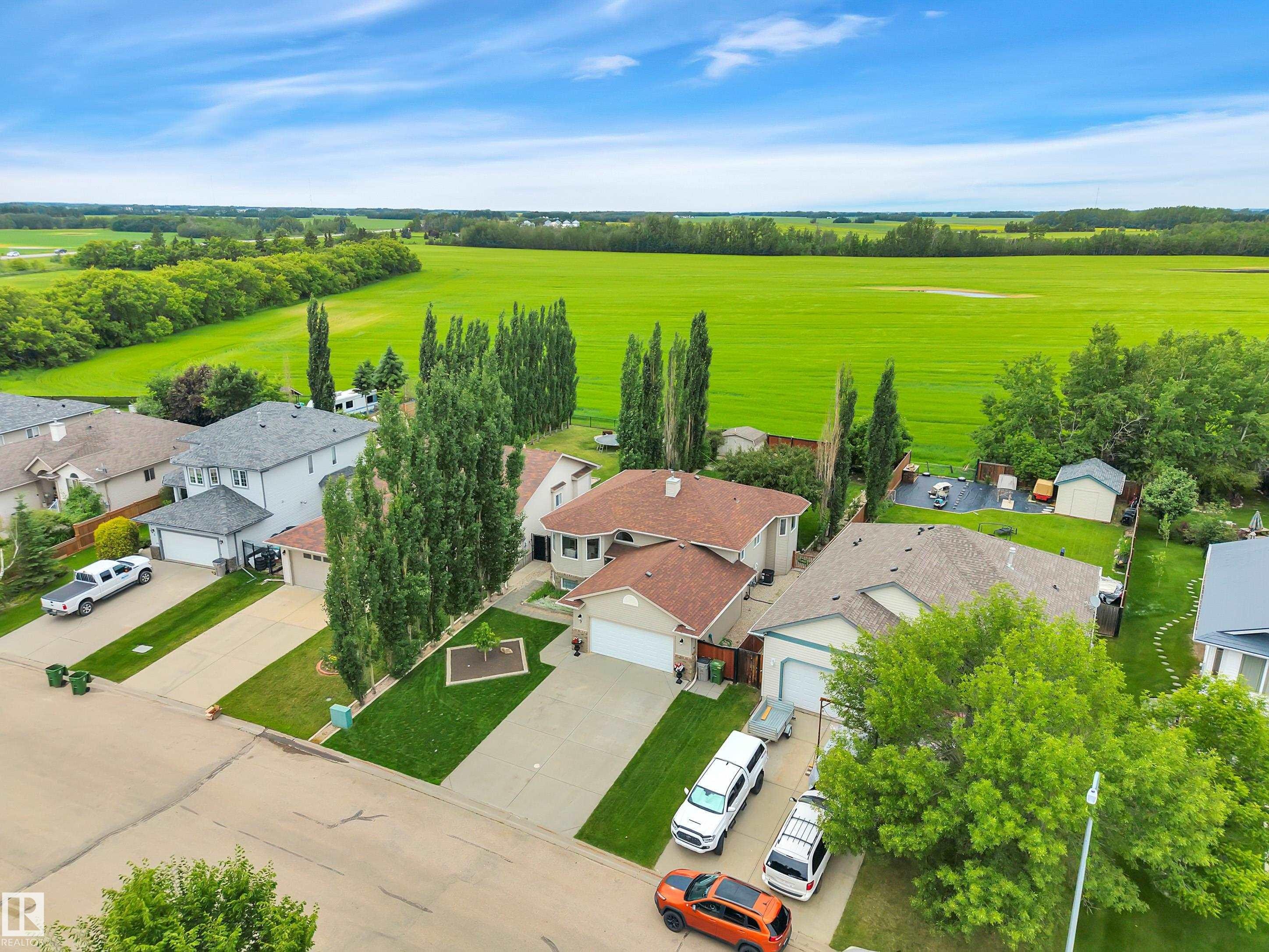 9 Westview Drive, Calmar, AB